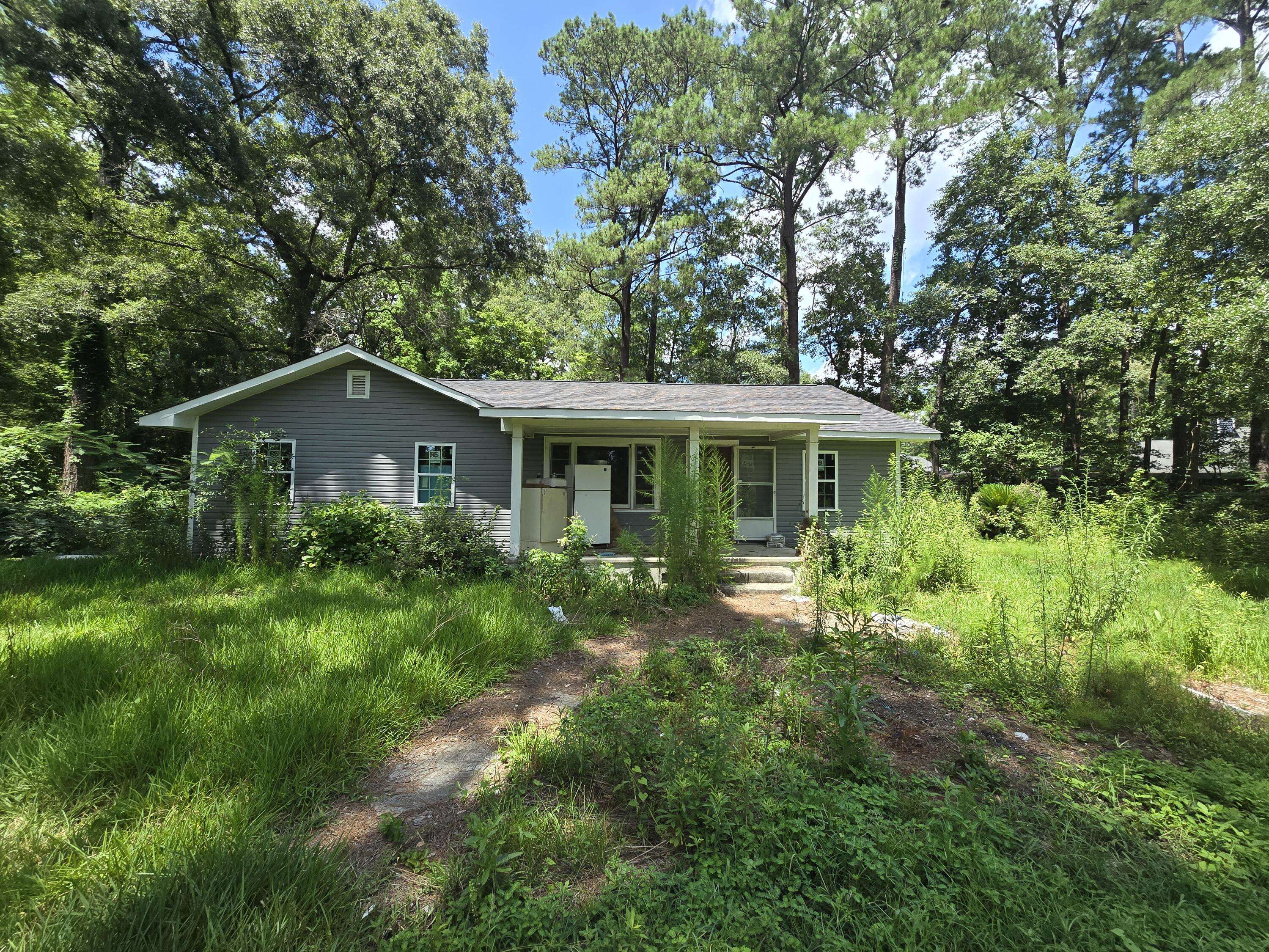 Summerville, SC 29483,436 W Butternut Rd