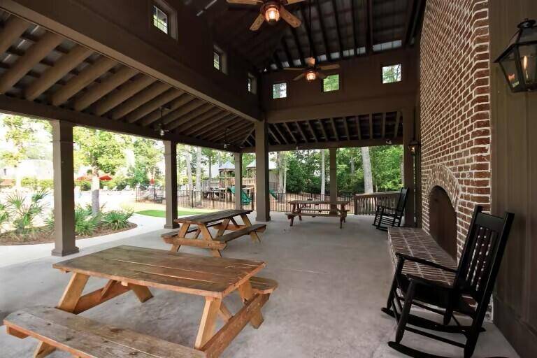 Charleston, SC 29414,4151 Collins Dr