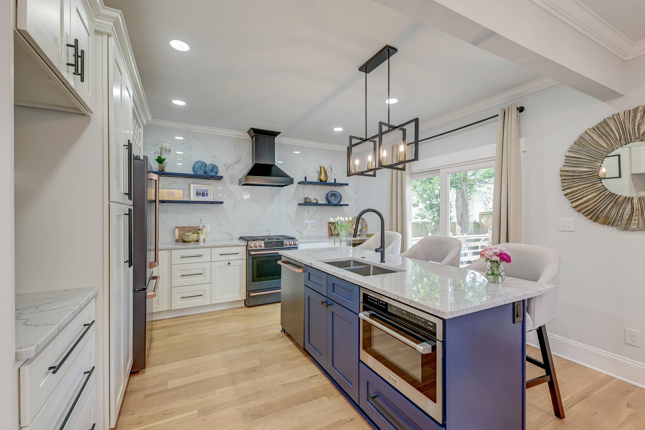Charleston, SC 29403,15 Dewey St