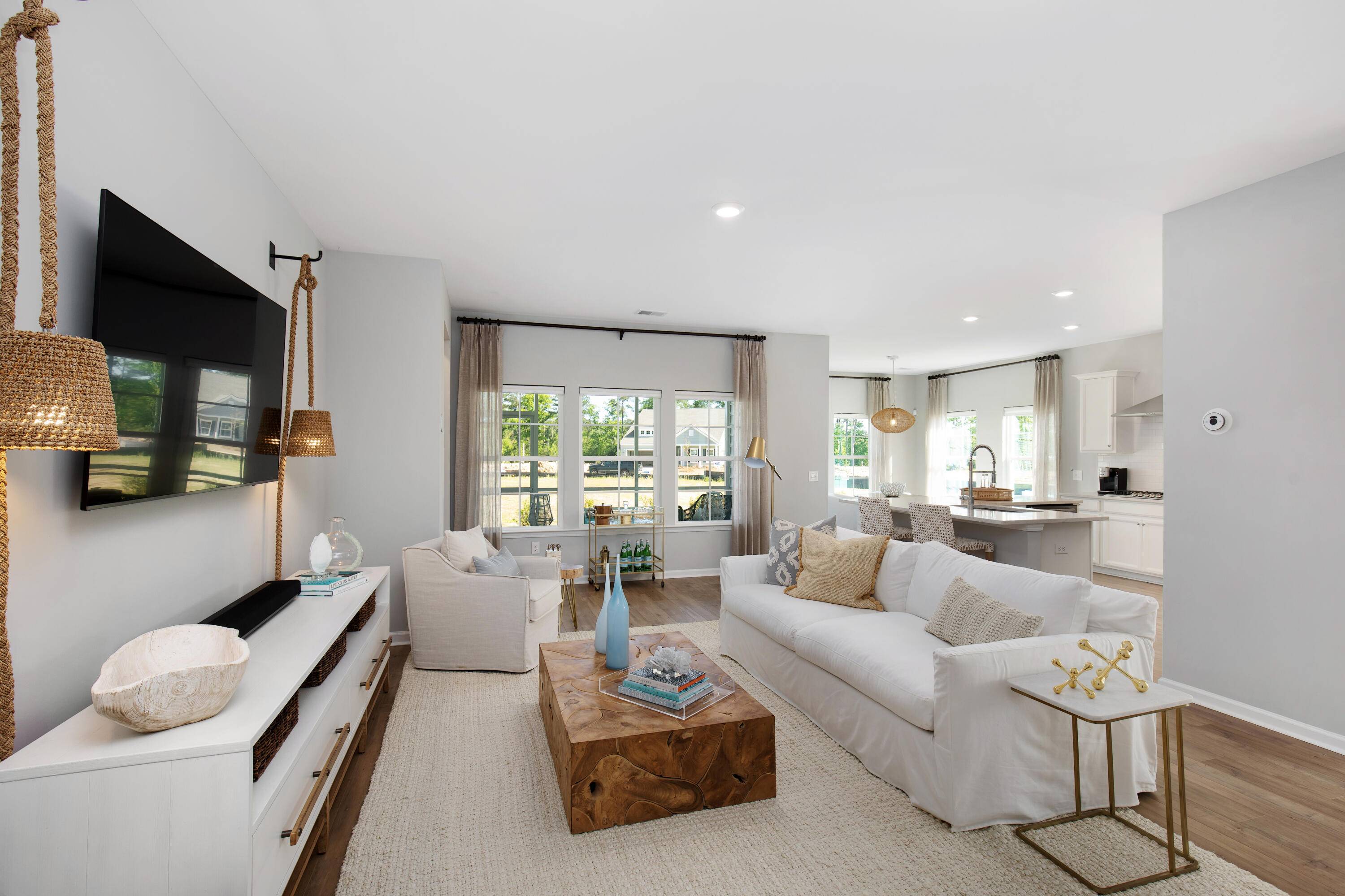 Summerville, SC 29486,220 Yalton St