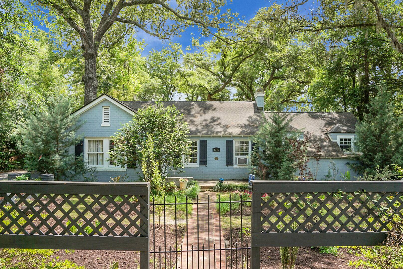 Walterboro, SC 29488,1316 Wichman St