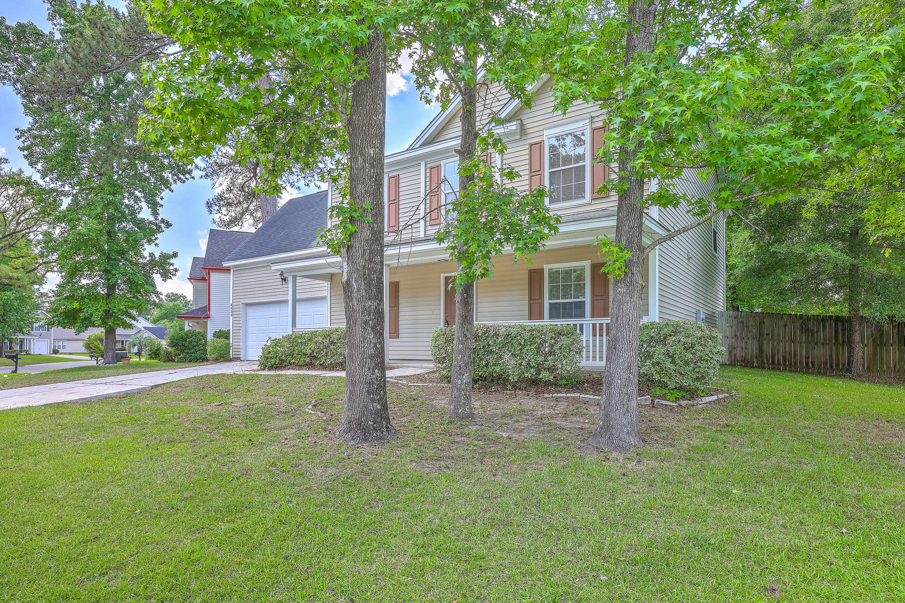 North Charleston, SC 29406,8632 Madelyn St