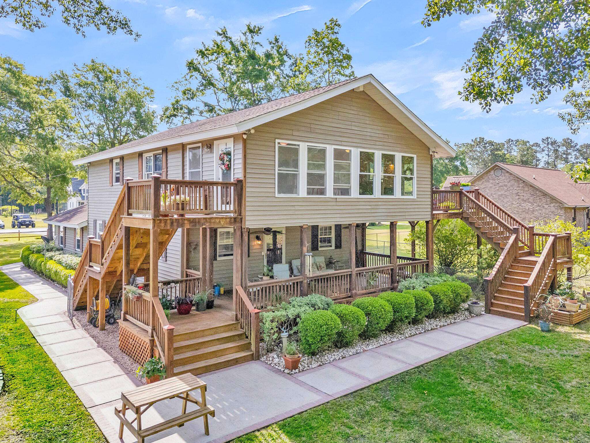 Bonneau, SC 29431,107 Jacks Ln