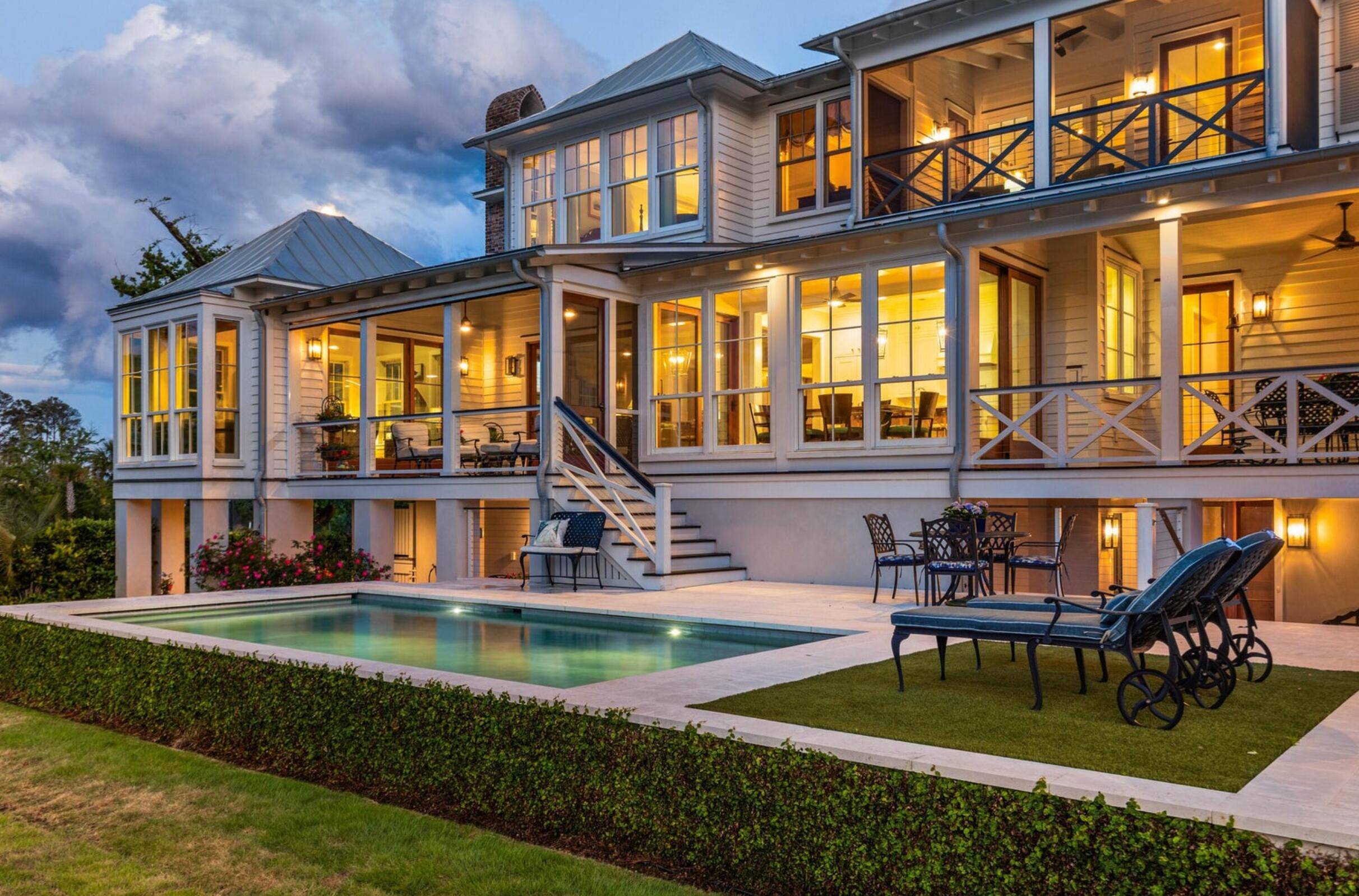 Daniel Island, SC 29492,332 Bayley Rd