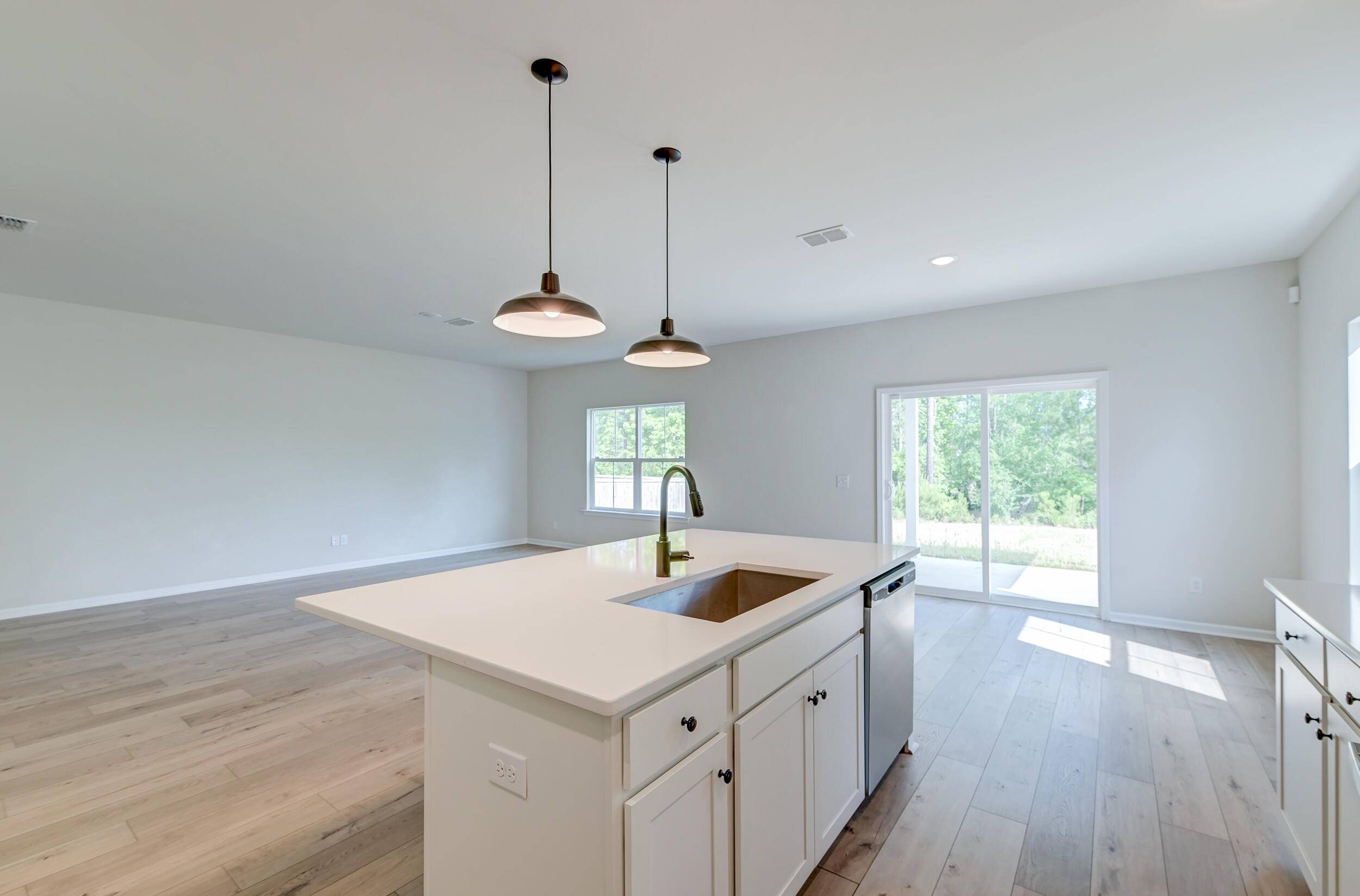 Summerville, SC 29486,239 Parkwood Vista Way
