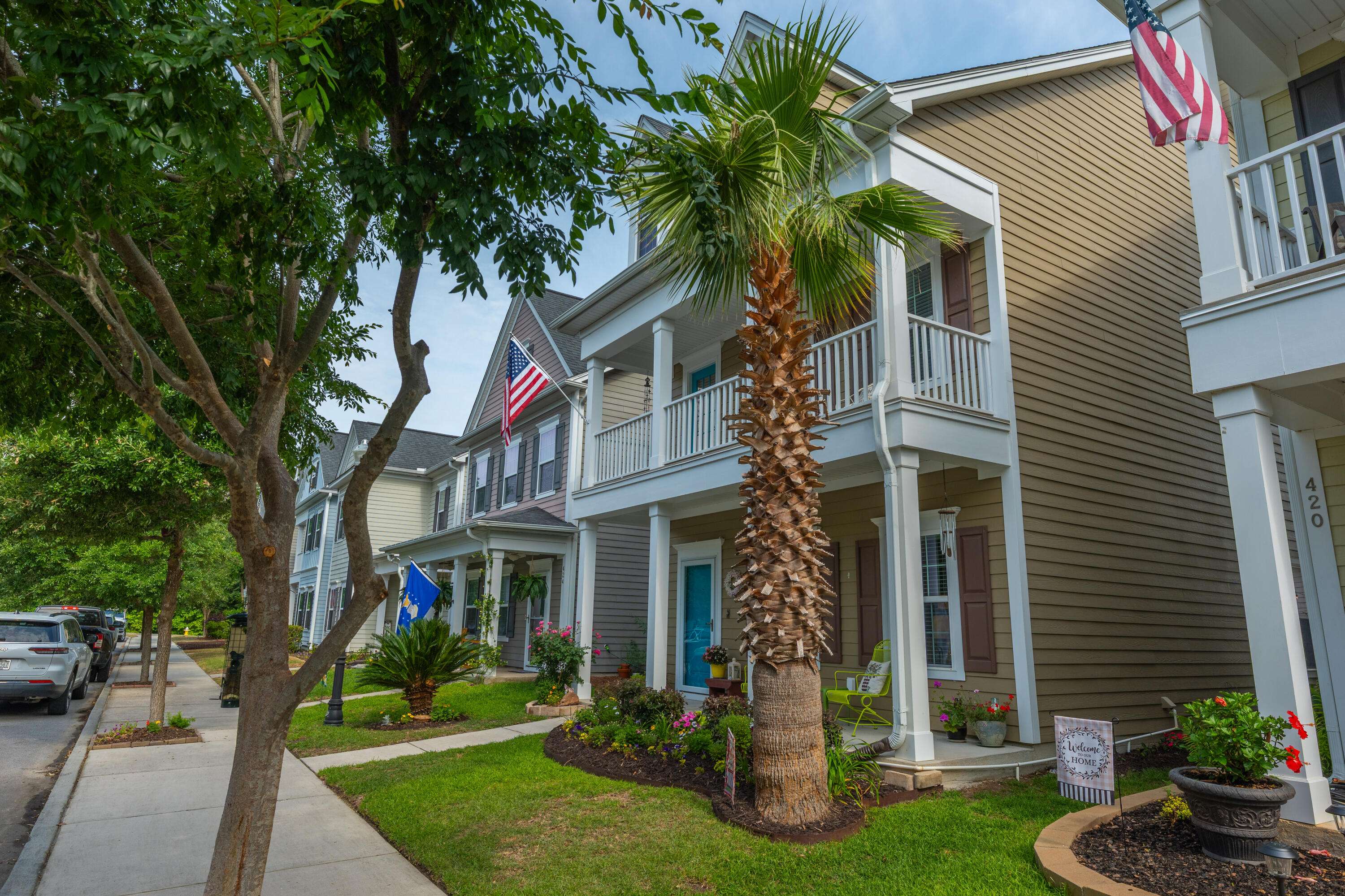 Summerville, SC 29483,422 Verbena Ave