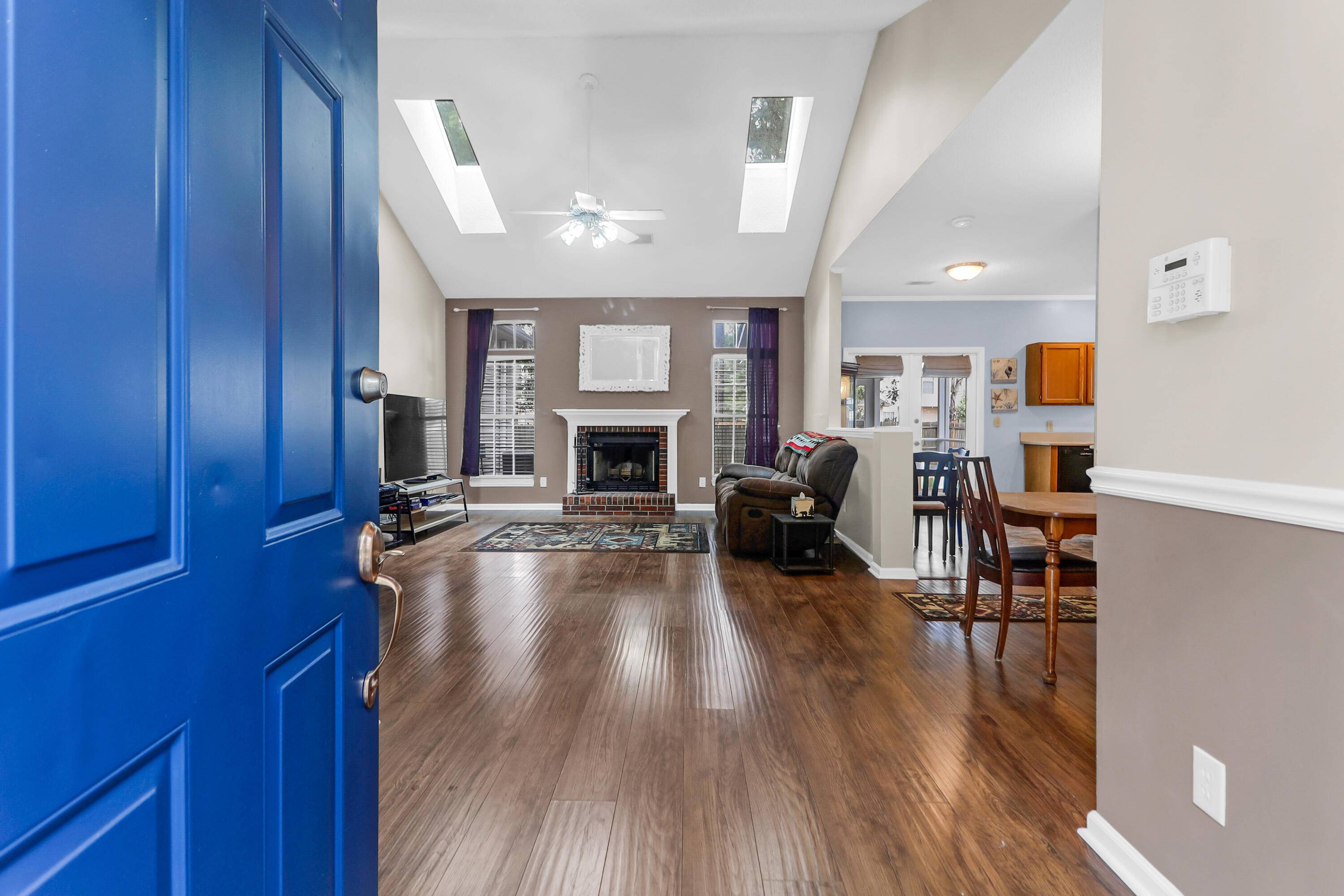 North Charleston, SC 29420,8451 Walsham St