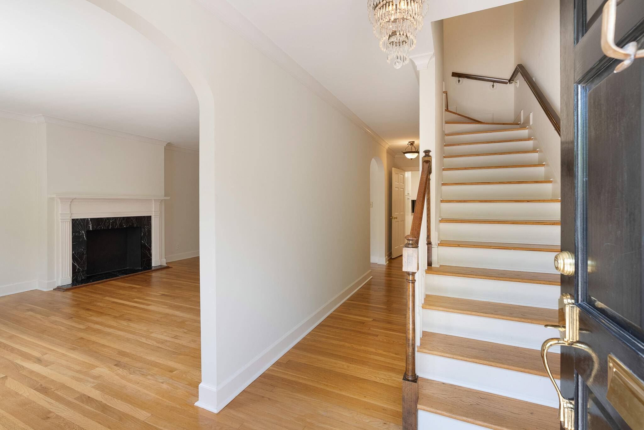 Charleston, SC 29401,19 Ashley Ave