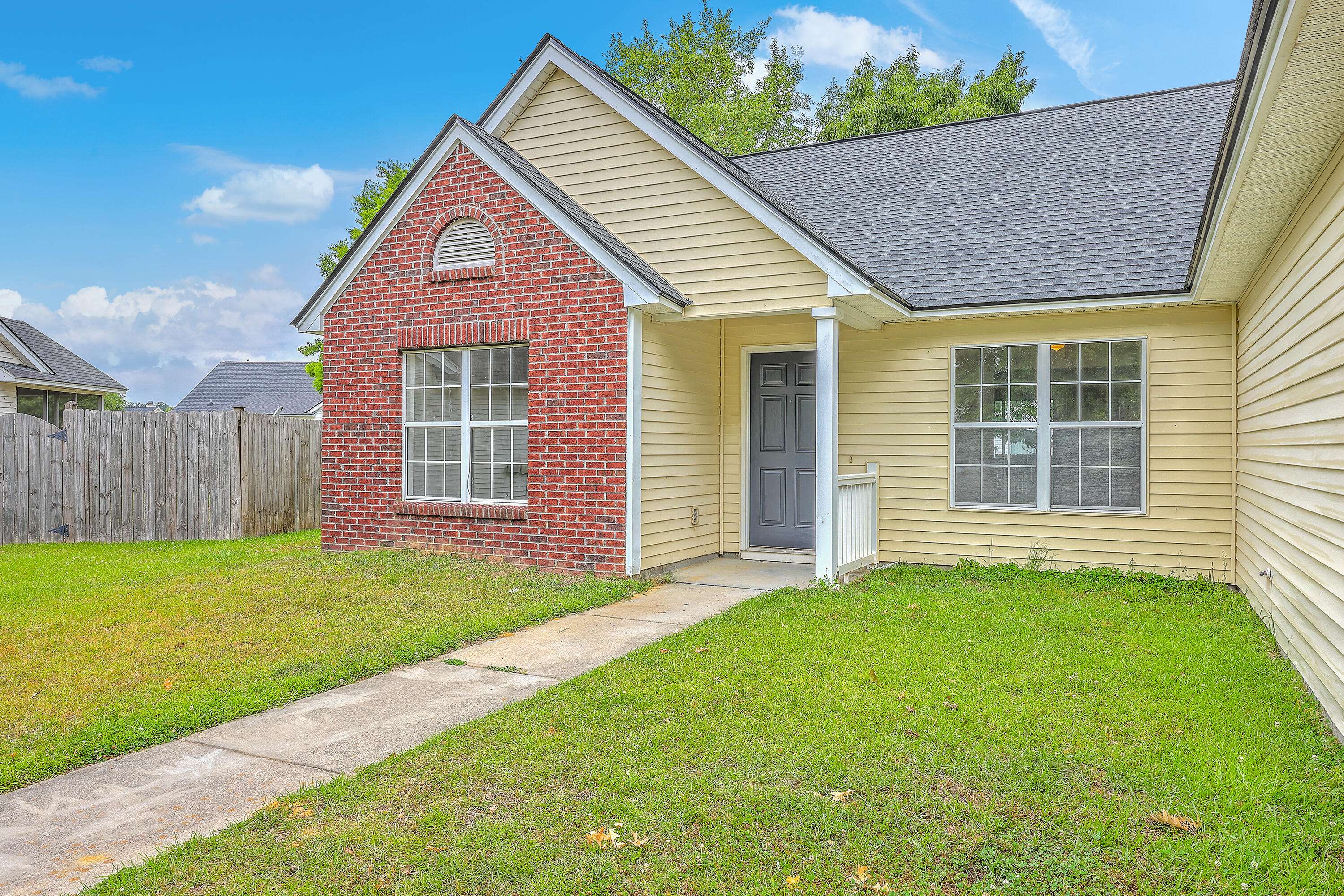 Summerville, SC 29483,206 Barnwell St