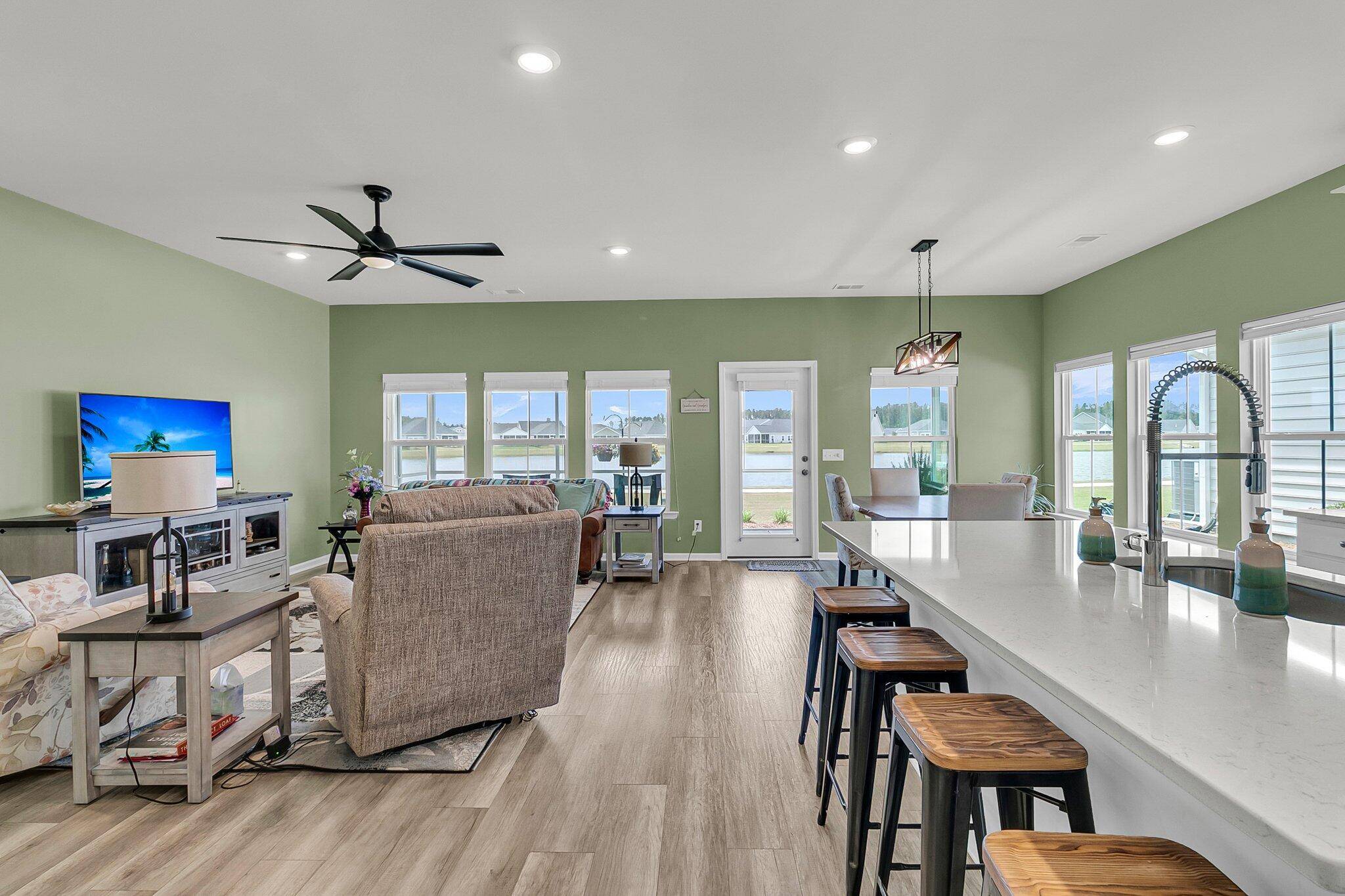 Summerville, SC 29485,1273 Locals St