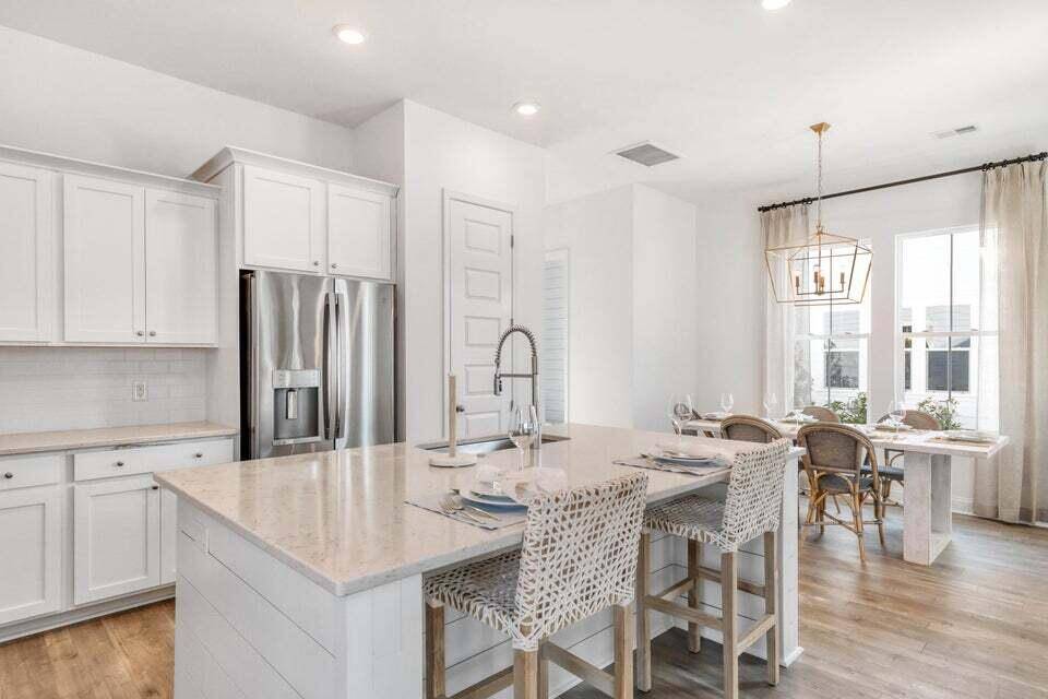 Summerville, SC 29486,308 Archar St