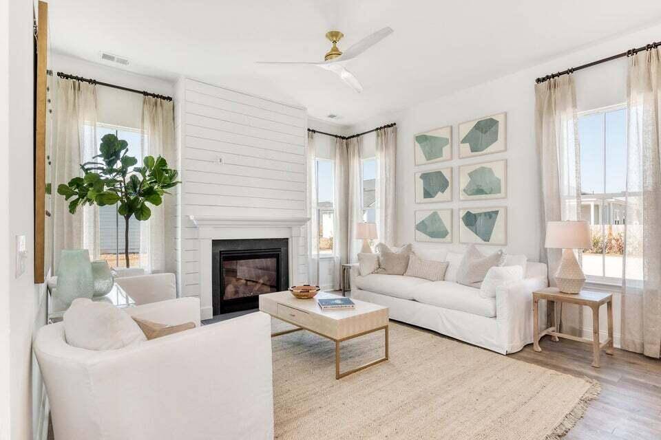 Summerville, SC 29486,308 Archar St
