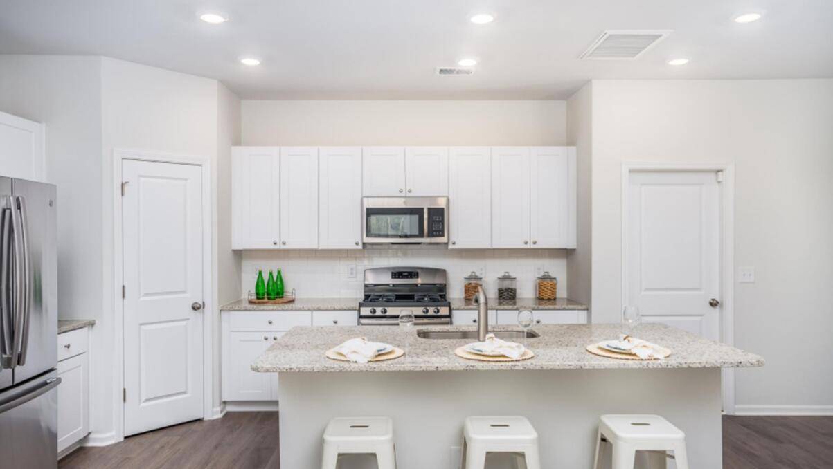 Summerville, SC 29486,328 Tiliwa St