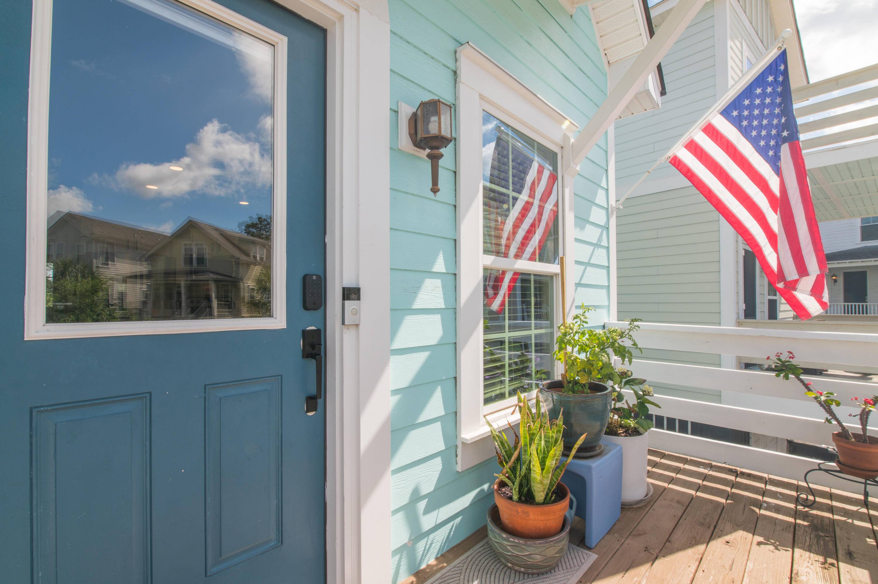 North Charleston, SC 29405,1022 Hunley Waters Cir