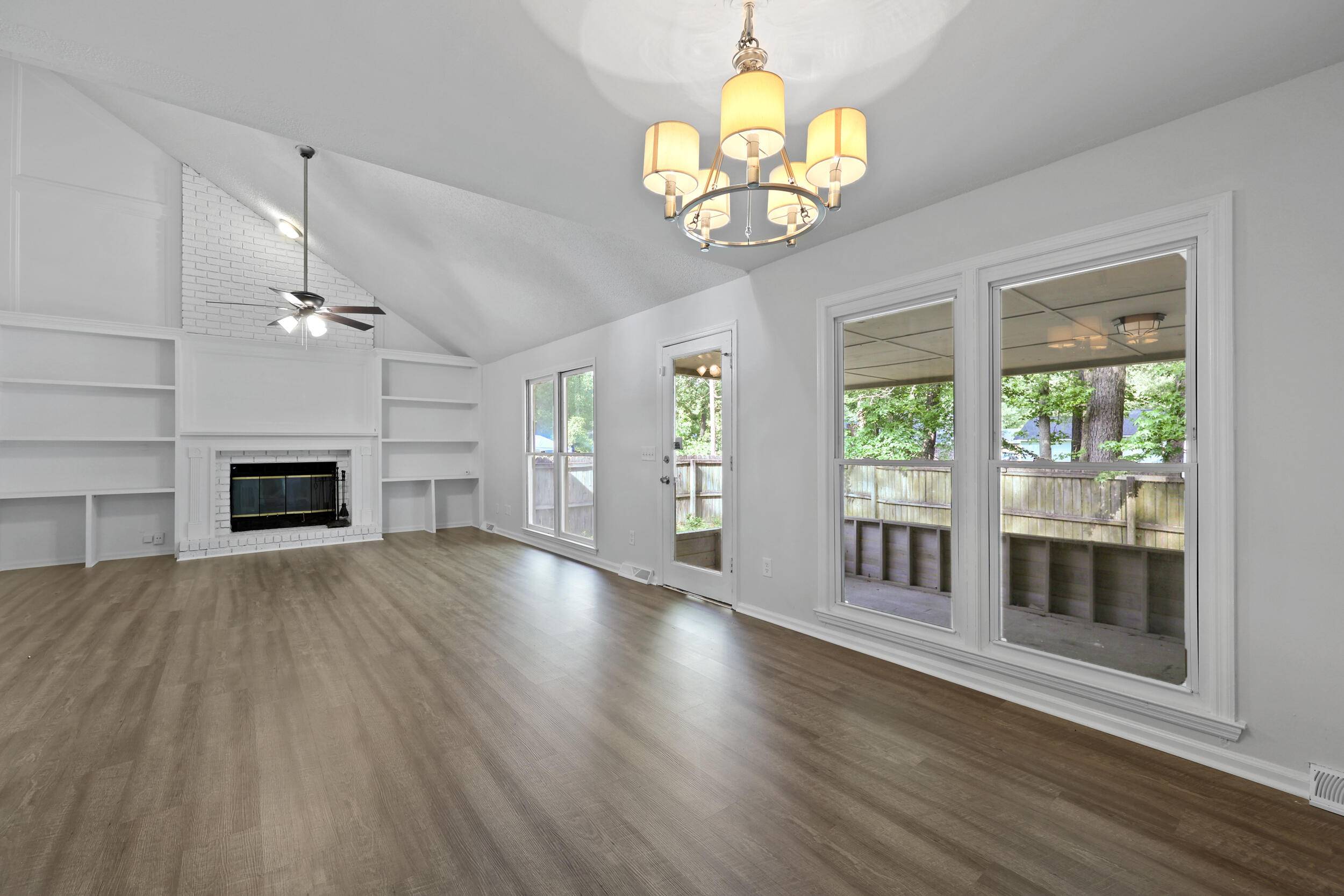 North Charleston, SC 29418,123 Lewisfield Dr