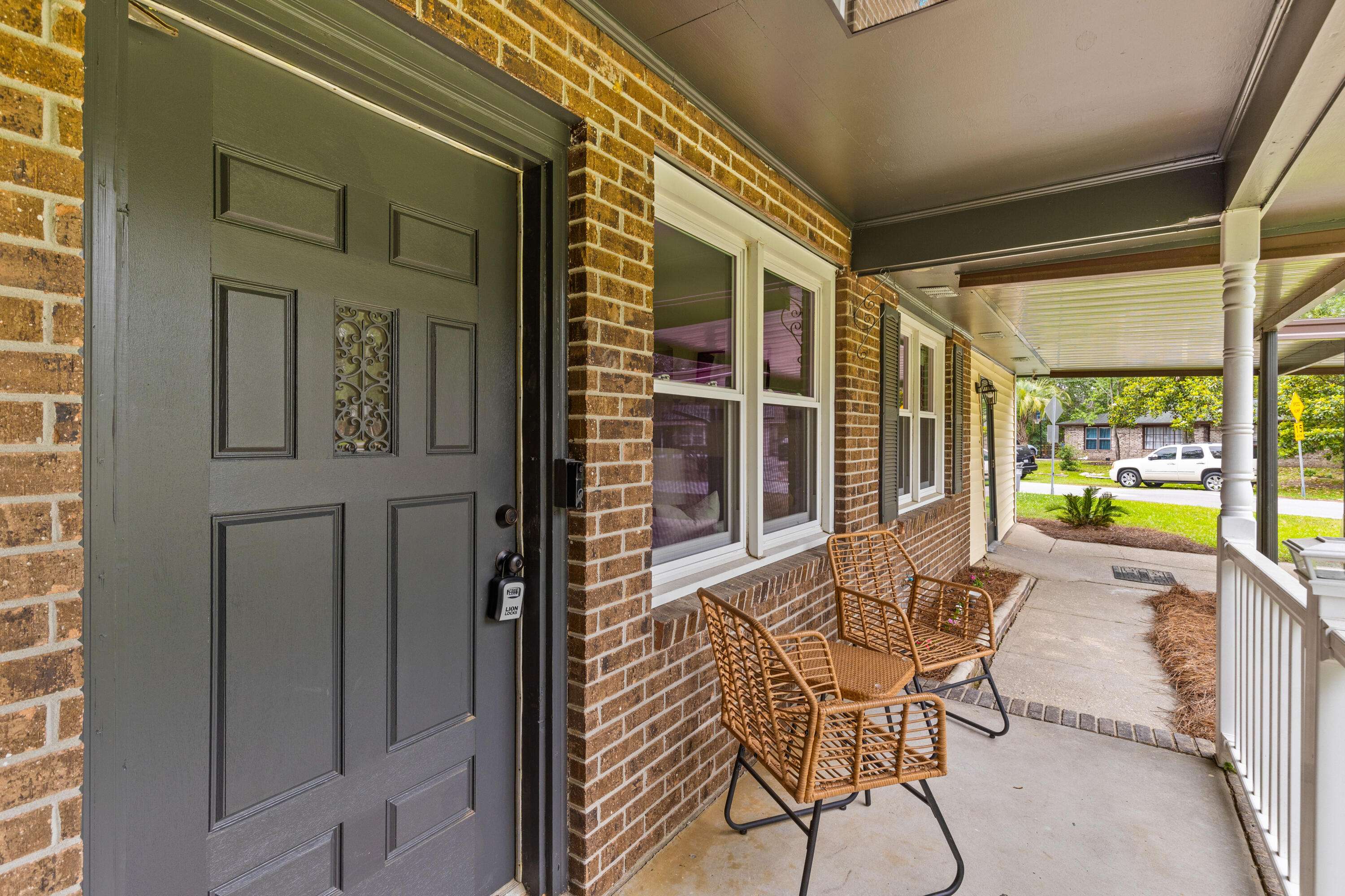 North Charleston, SC 29418,4965 Foxwood Dr