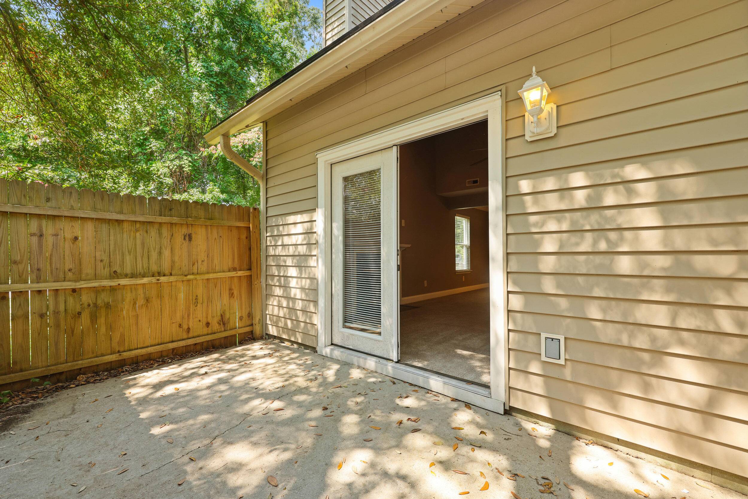 Charleston, SC 29414,940 E Estates Blvd #7-R