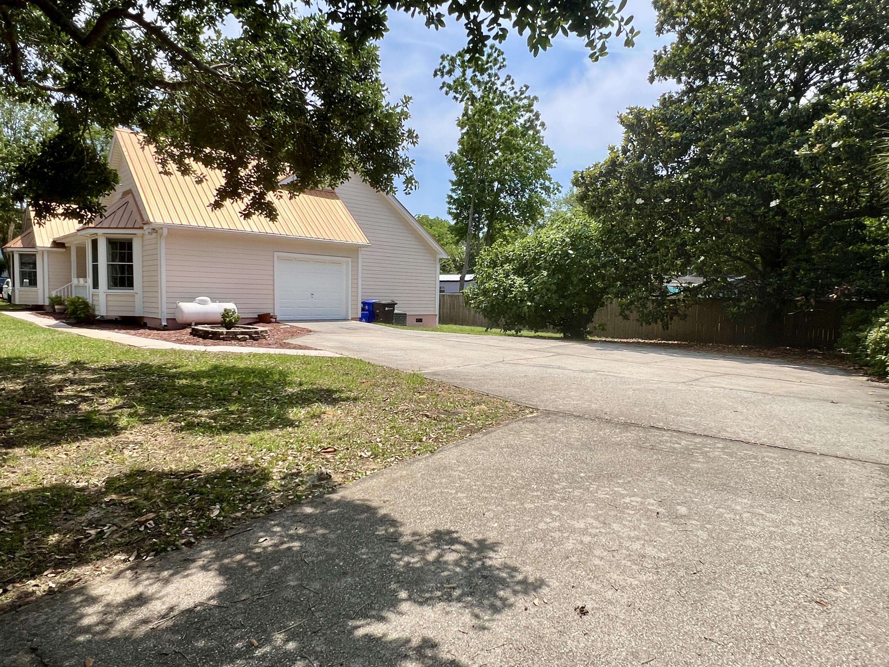 Mount Pleasant, SC 29466,2173 Annie Laura Ln