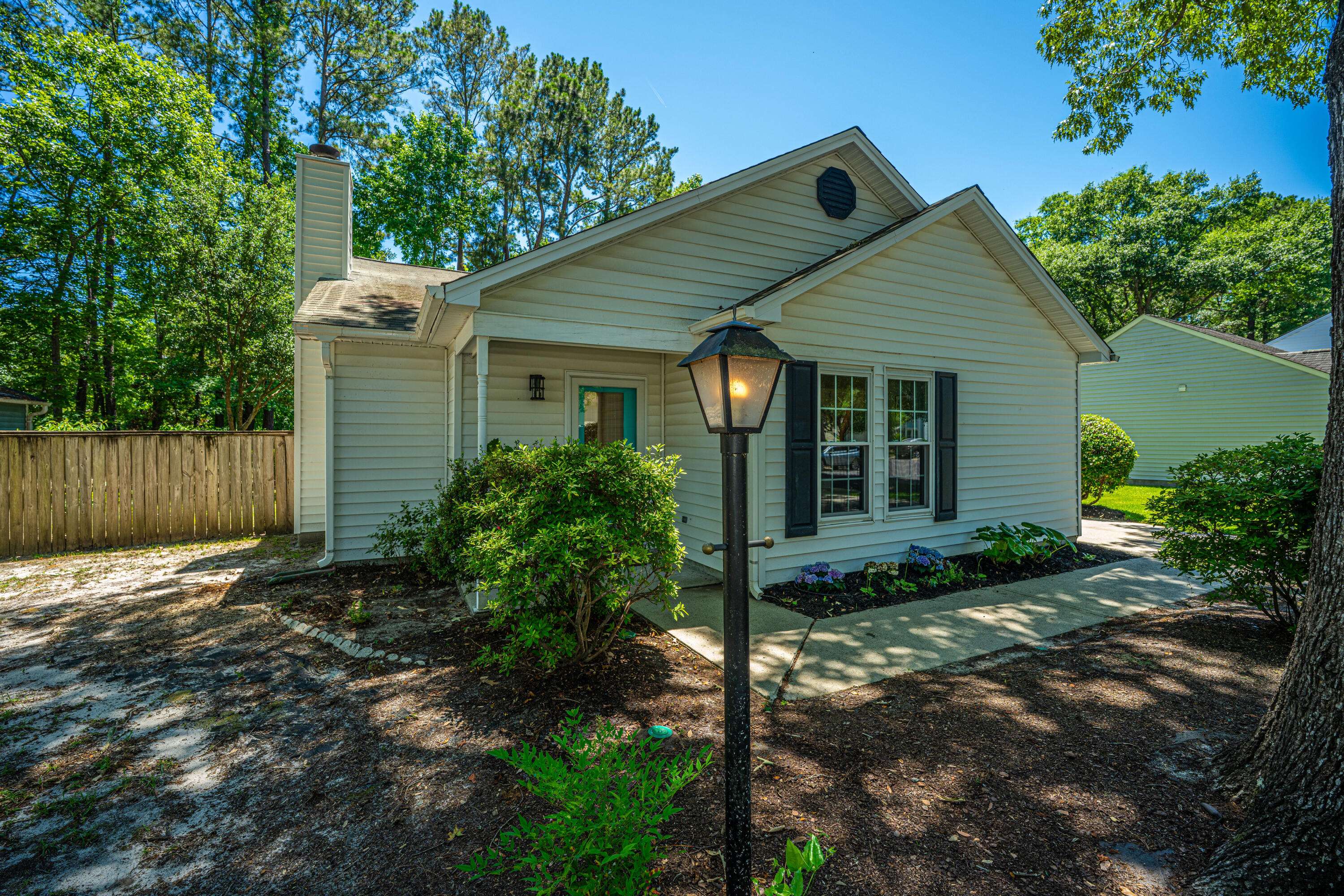 Charleston, SC 29414,2016 Wild Flower Ln