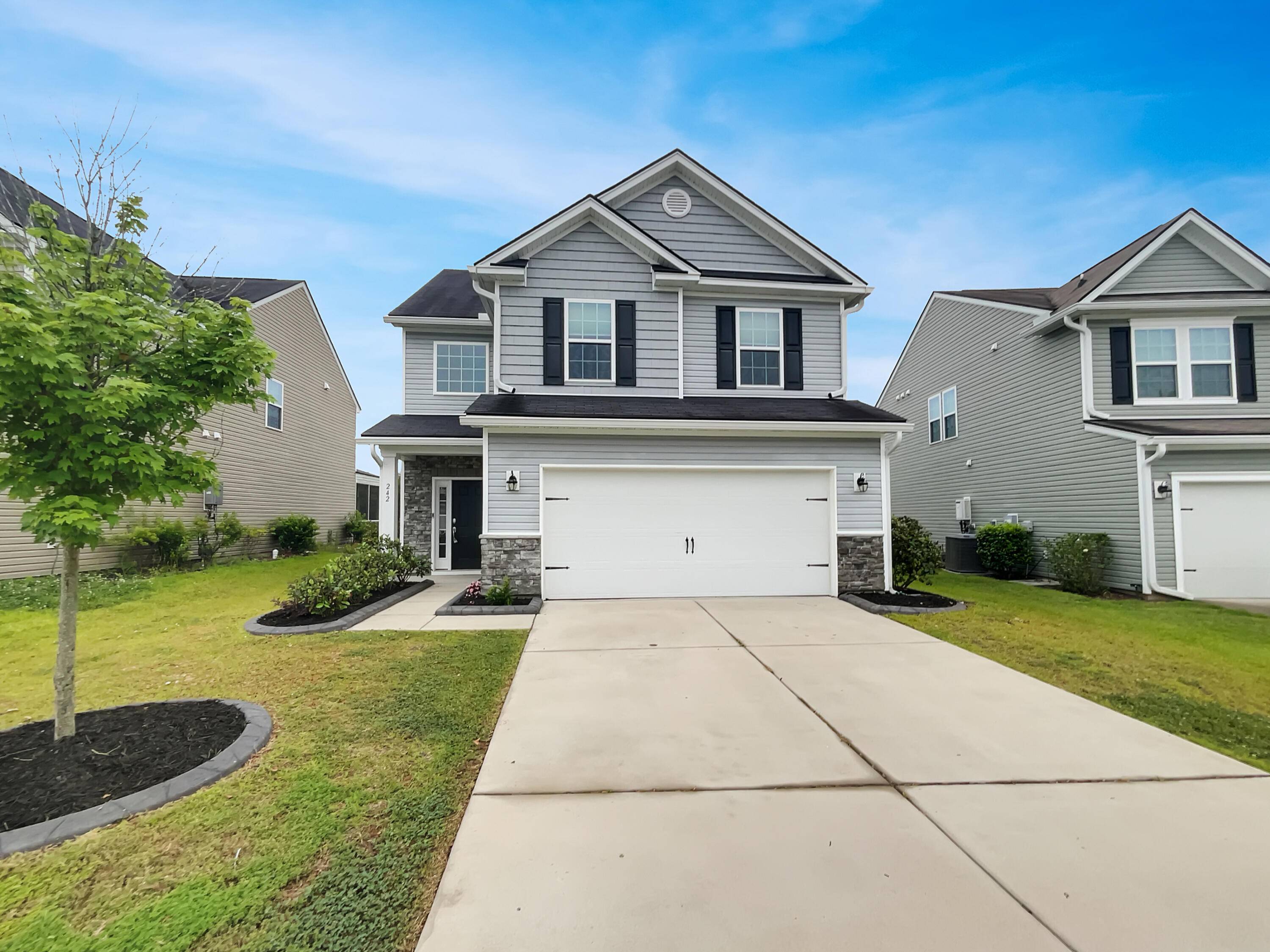 Goose Creek, SC 29445,242 Daniels Creek Cir