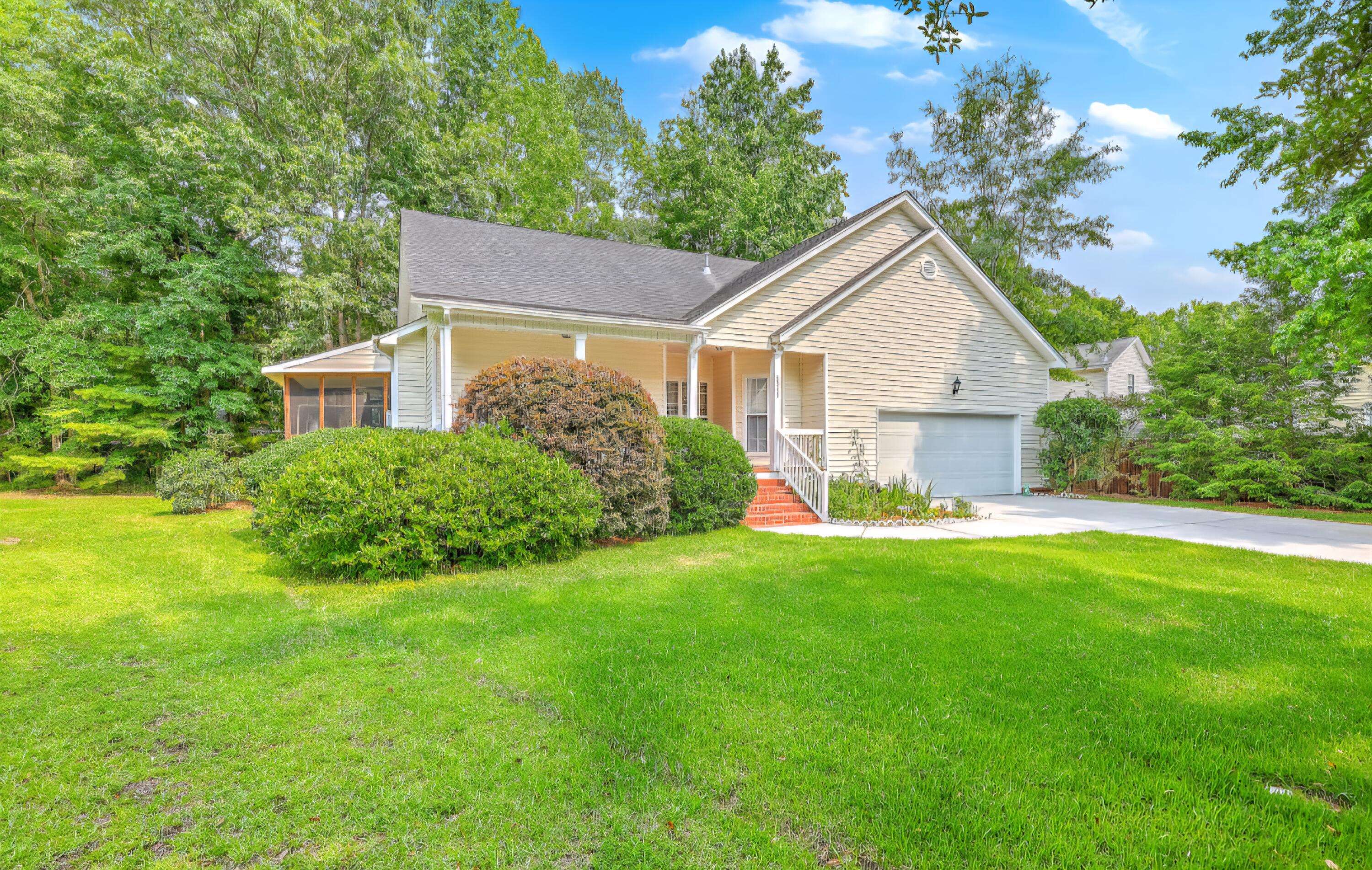 North Charleston, SC 29418,5347 Sundial Ct