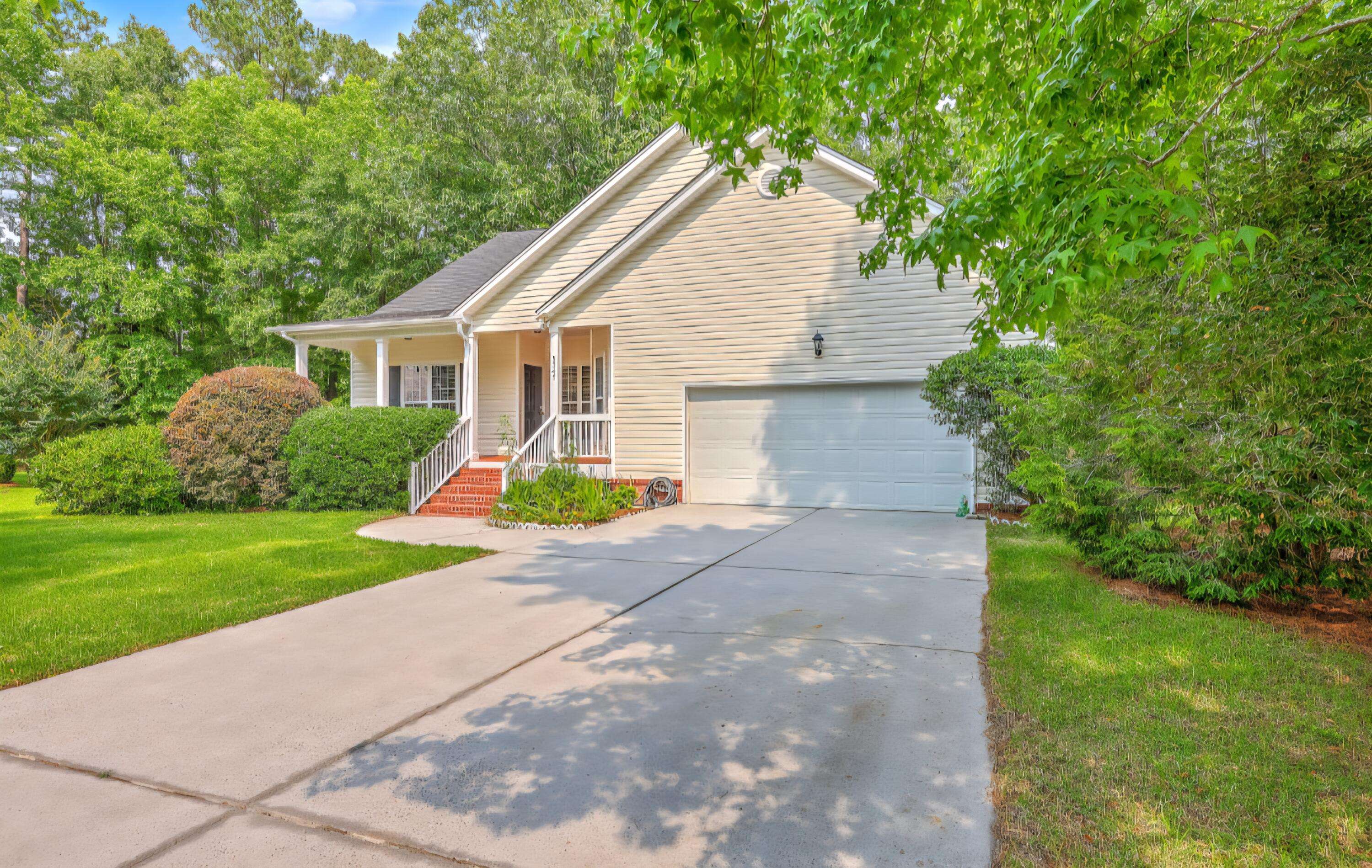 North Charleston, SC 29418,5347 Sundial Ct