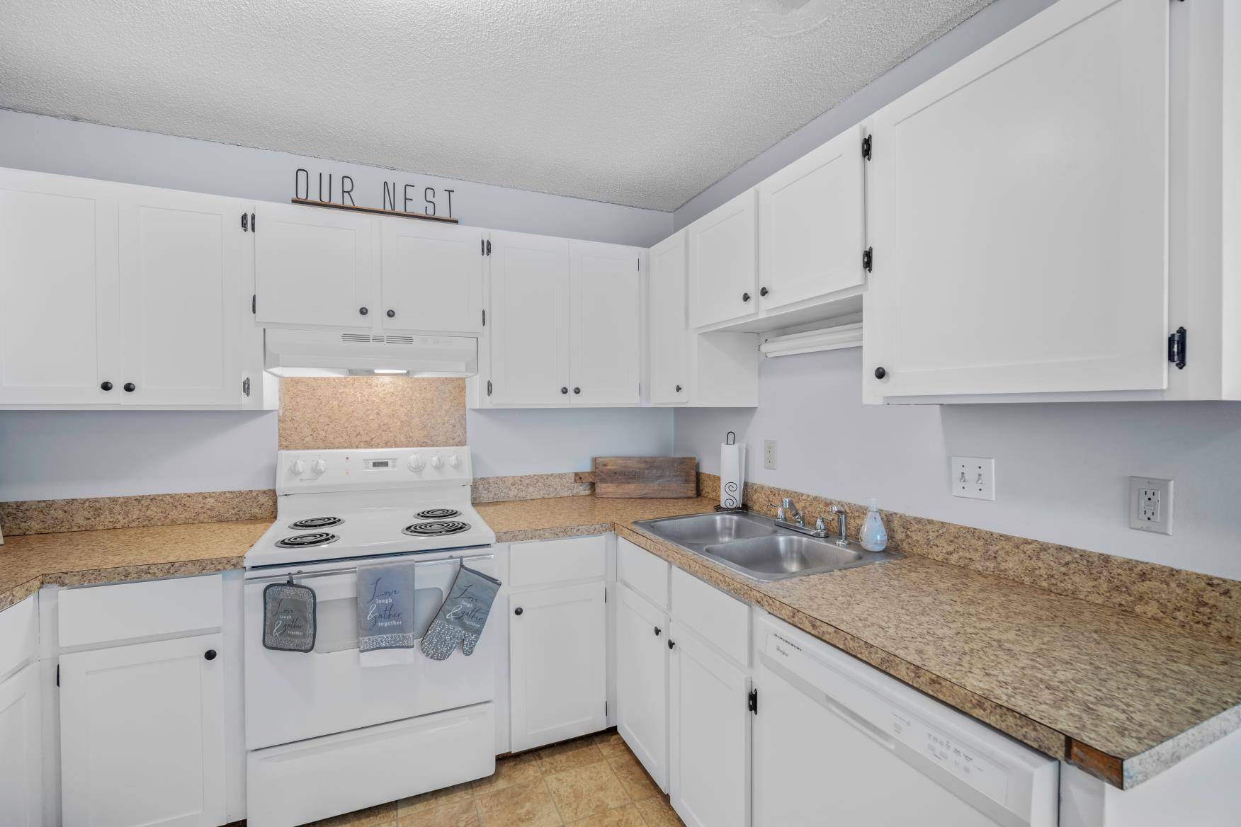 North Charleston, SC 29406,6231 Rolling Fork Rd #1201-A