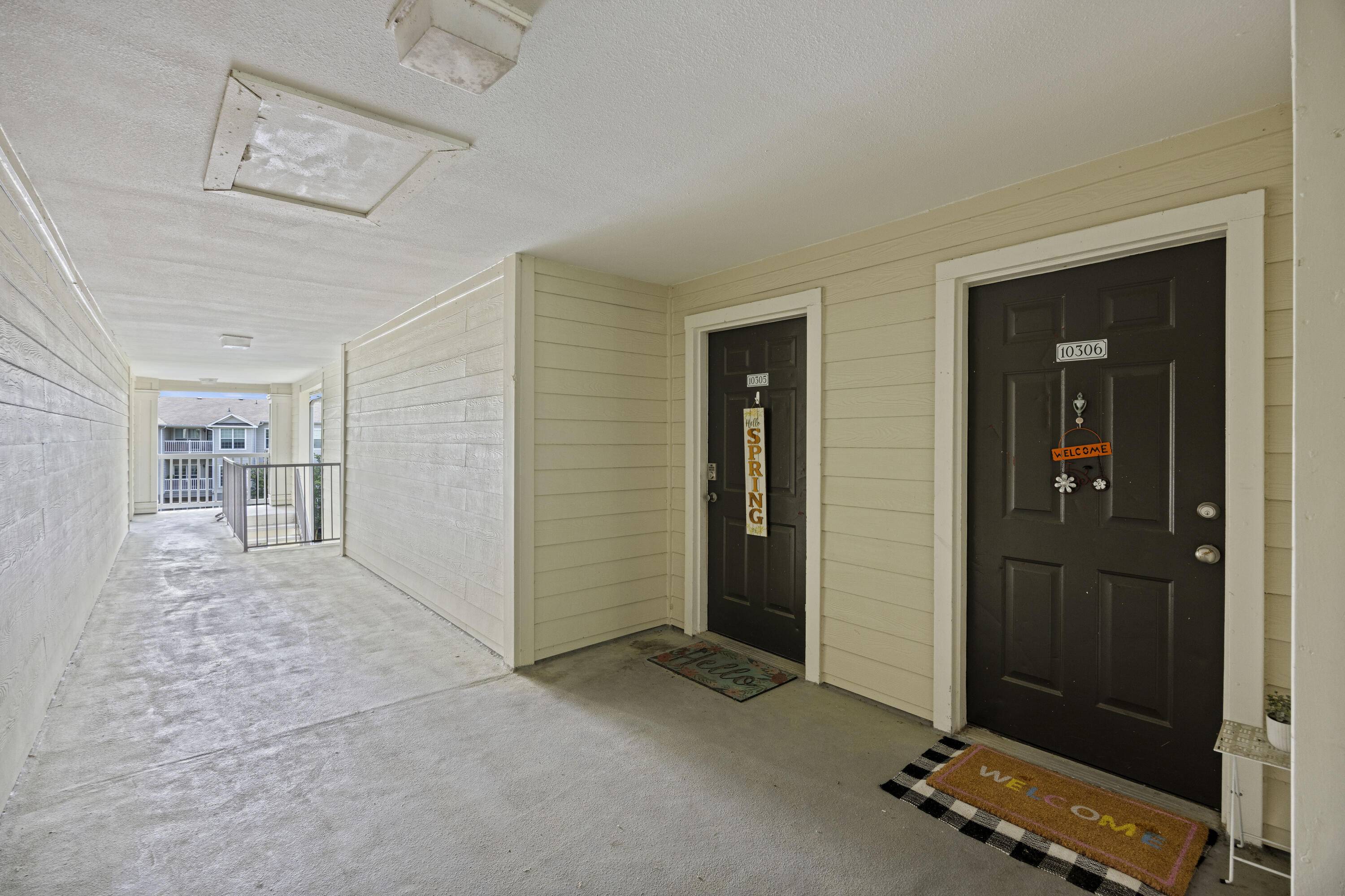 Charleston, SC 29412,700 Daniel Ellis Dr #10305