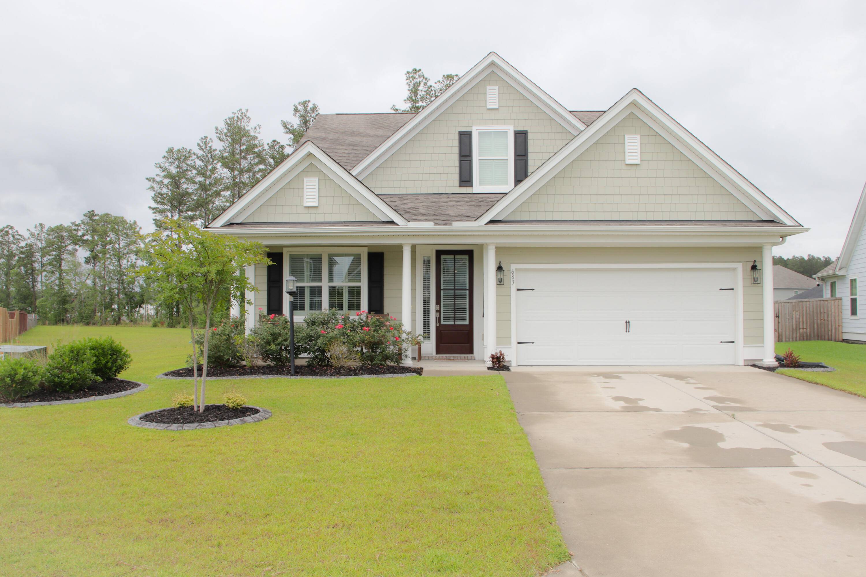 Summerville, SC 29486,683 Yellow Leaf Ln