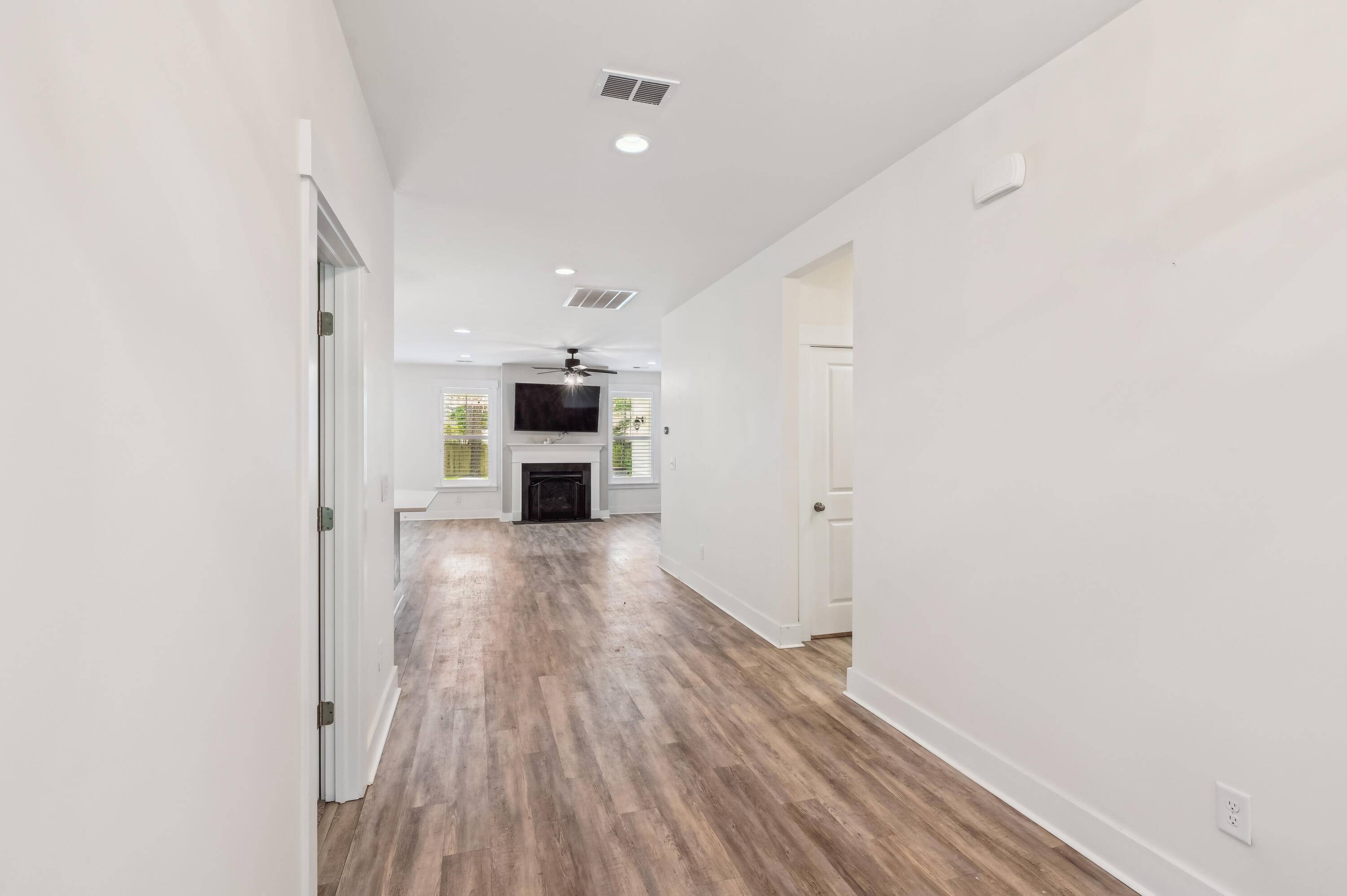 Summerville, SC 29483,206 Almond Ct