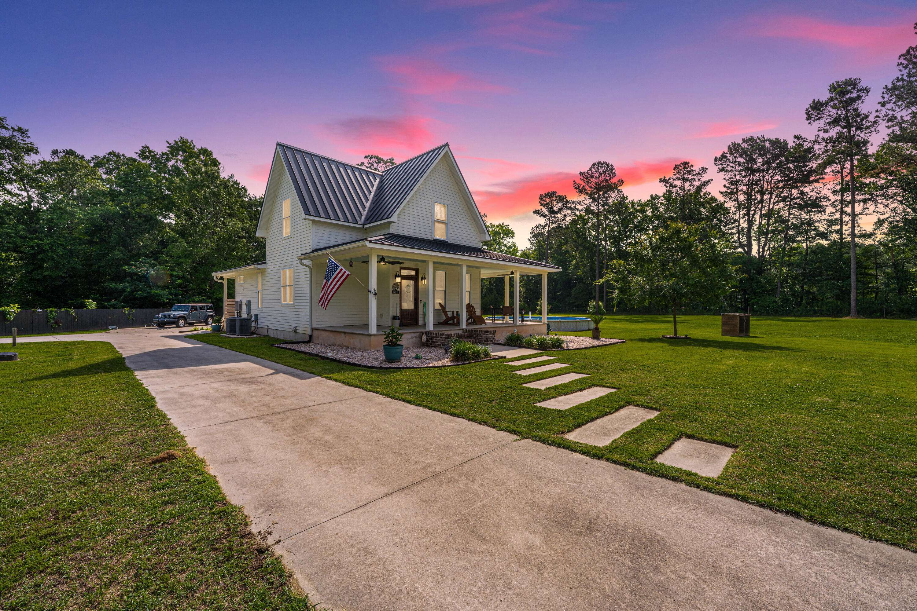 Ridgeville, SC 29472,810 Highway 61