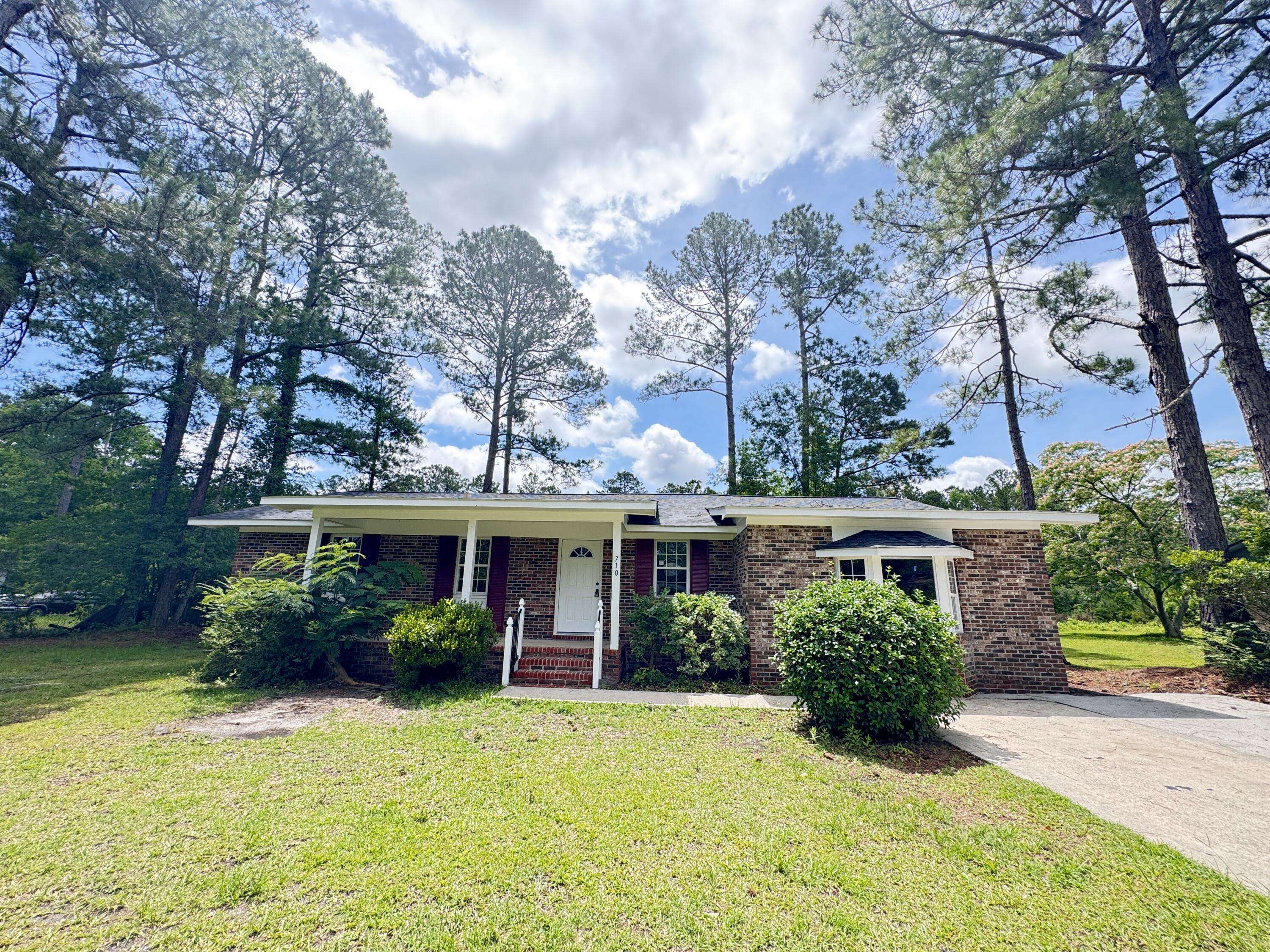 Walterboro, SC 29488,710 Gadsden Loop