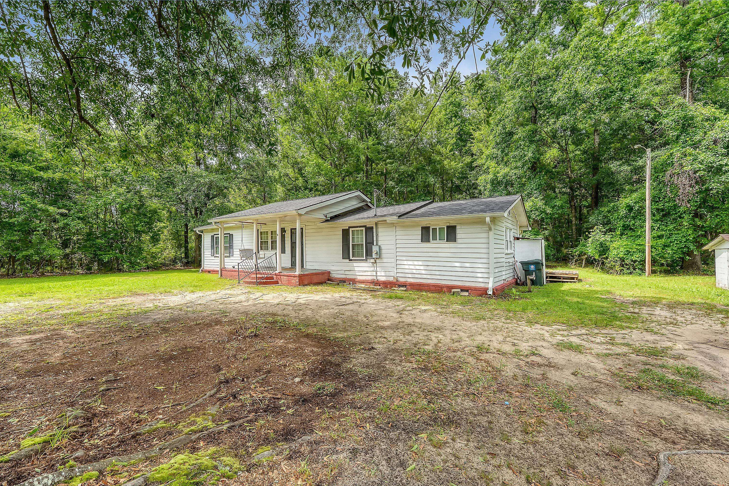 Ridgeville, SC 29472,2202 Sc-61