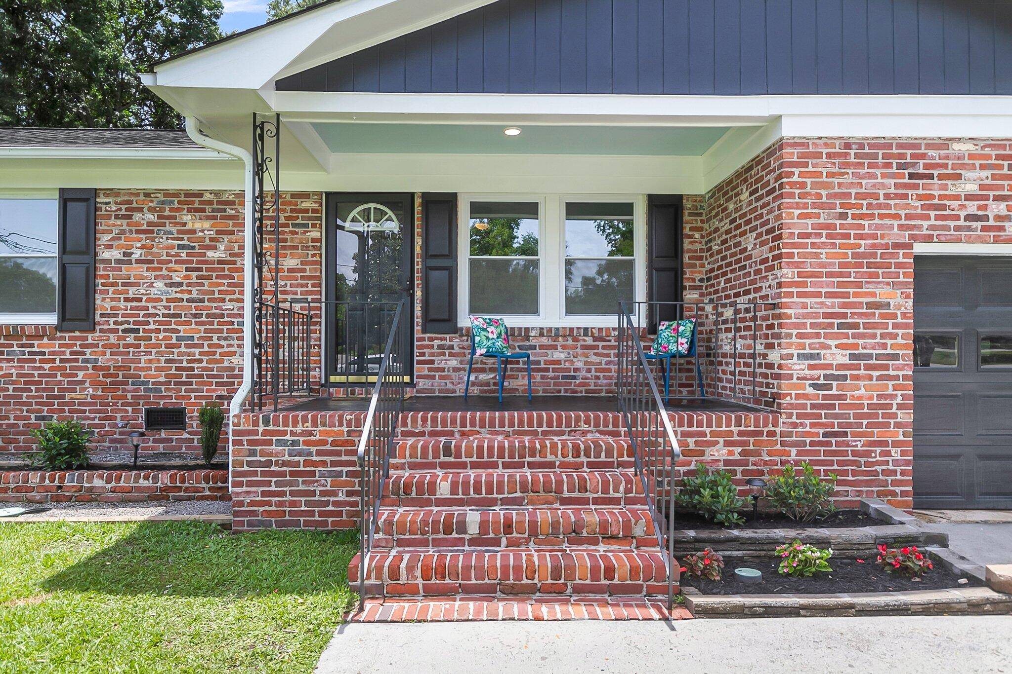 North Charleston, SC 29406,6305 Lucille Dr