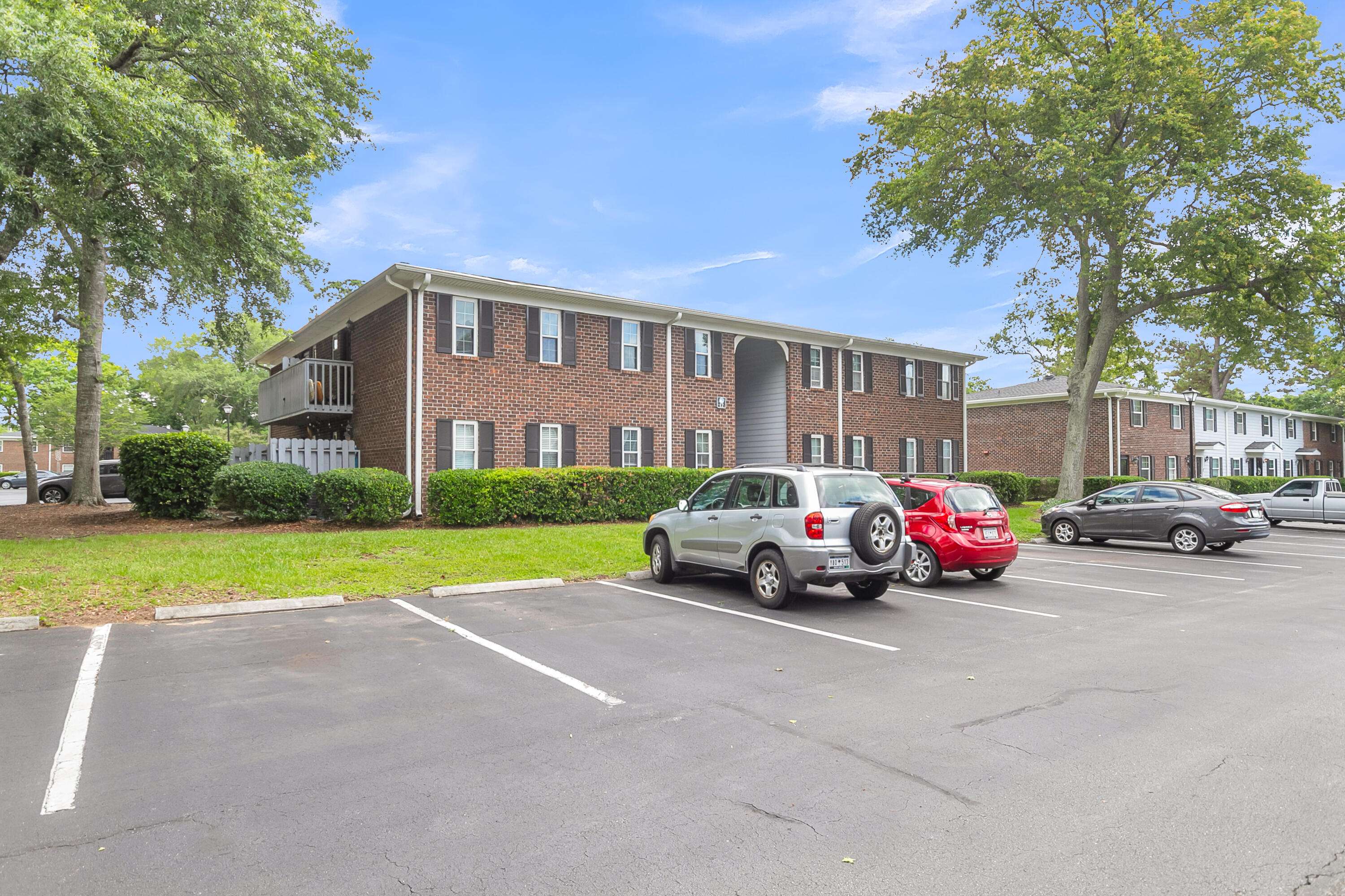 Charleston, SC 29412,21 Rivers Point Row #17g