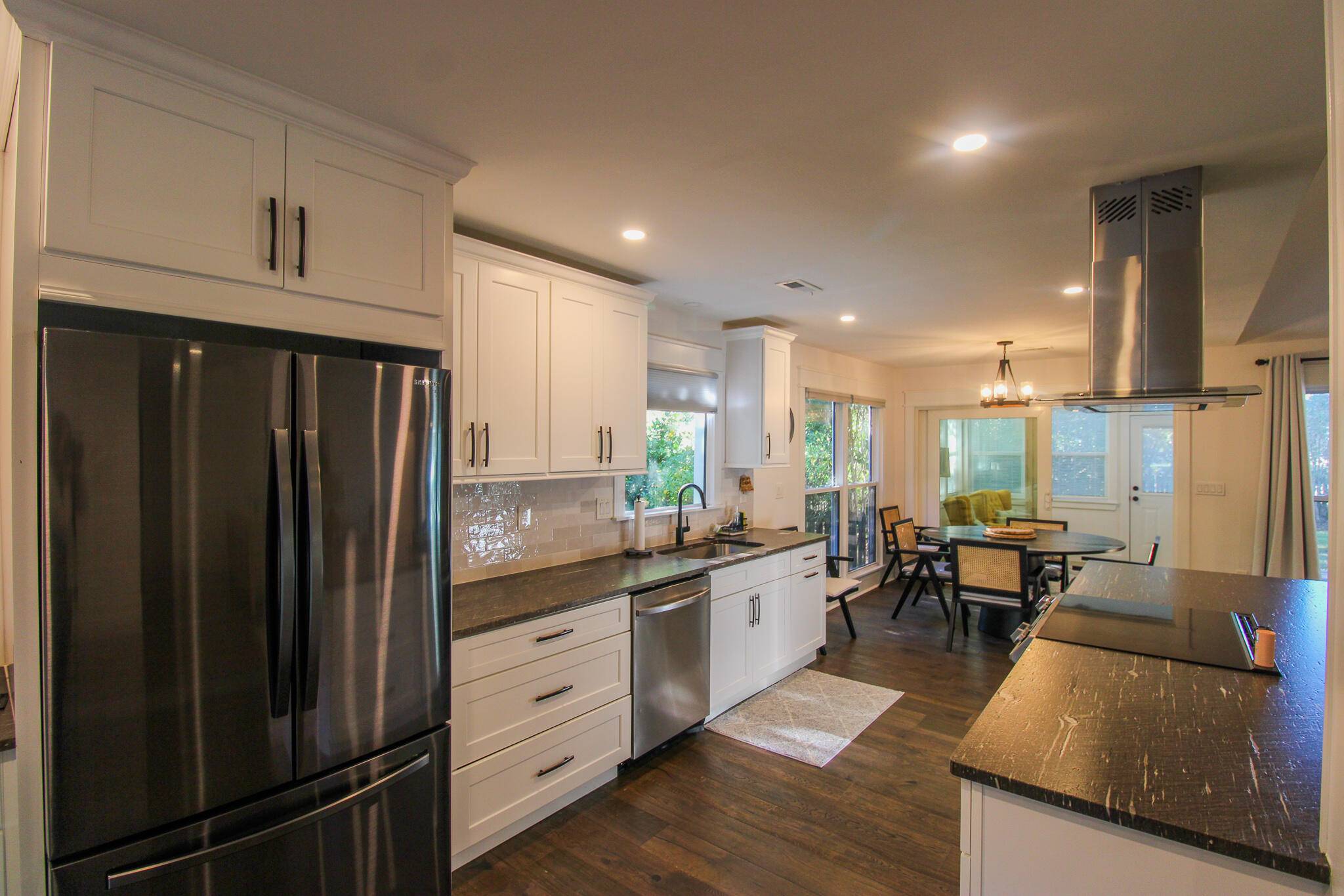 Mount Pleasant, SC 29464,1121 Parkway Dr