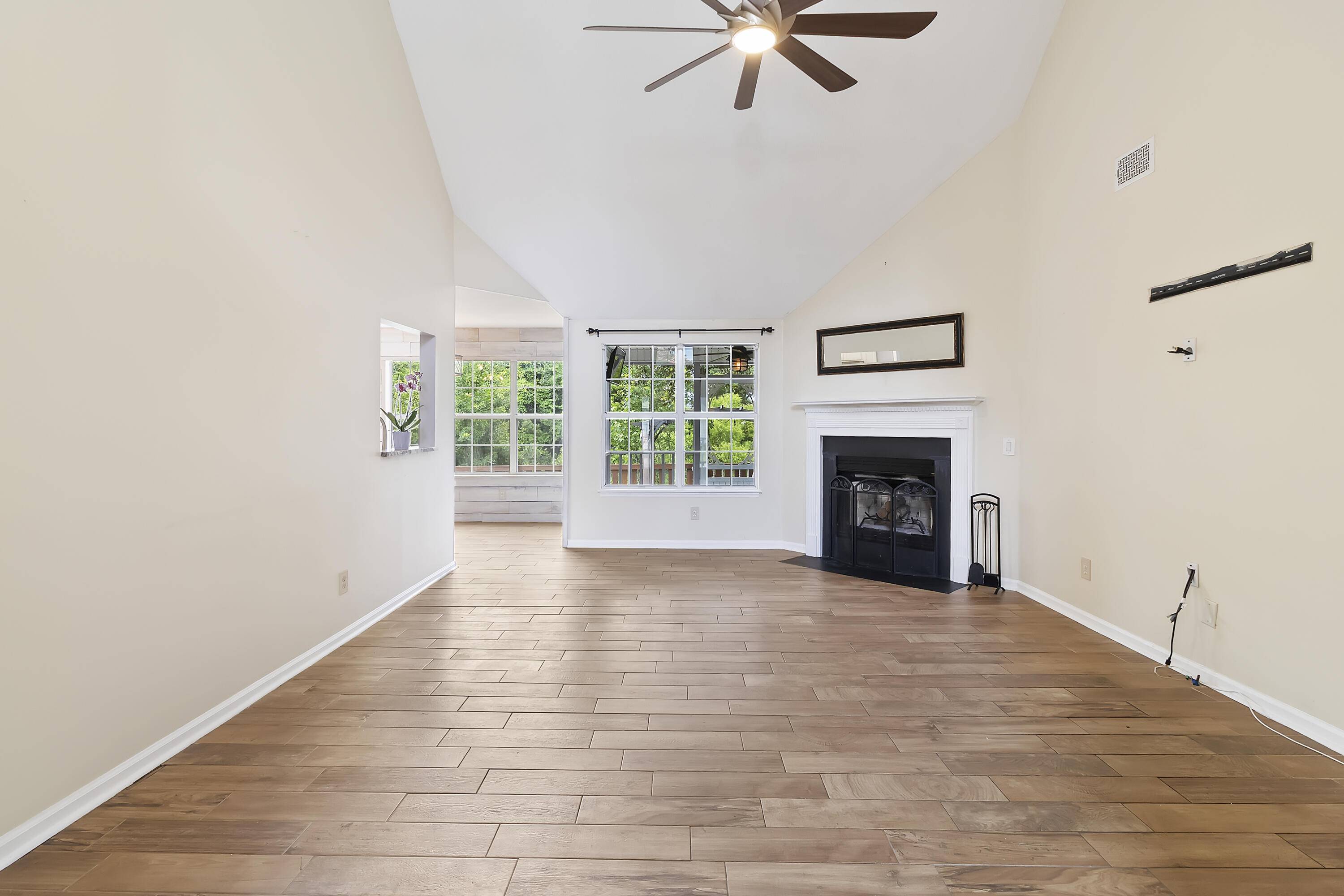 Charleston, SC 29412,1245 Lakefront Drive Dr