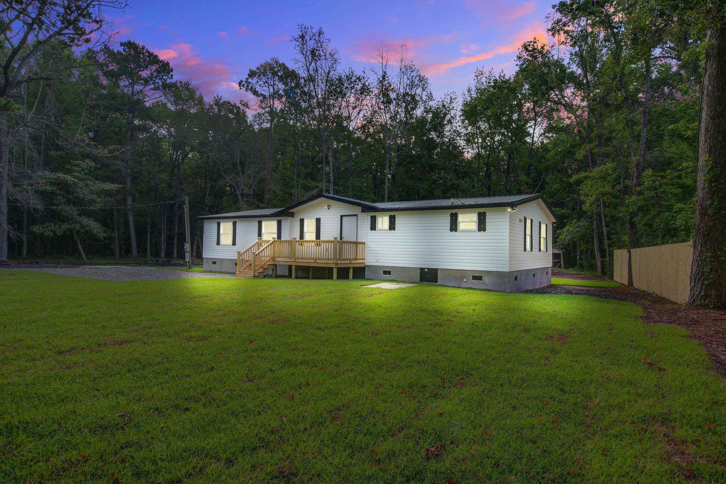 Cottageville, SC 29435,117 Dairy Ln