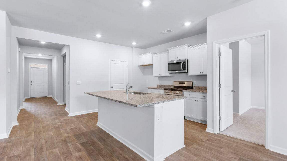 Ravenel, SC 29470,6007 Savy Ct