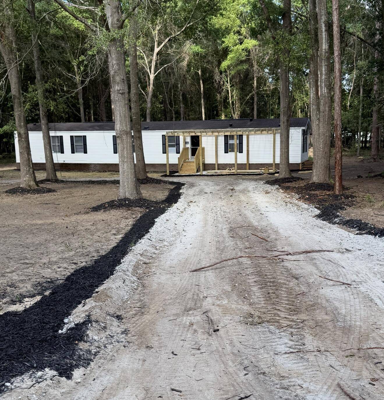 Summerton, SC 29148,1217 Birch Dr