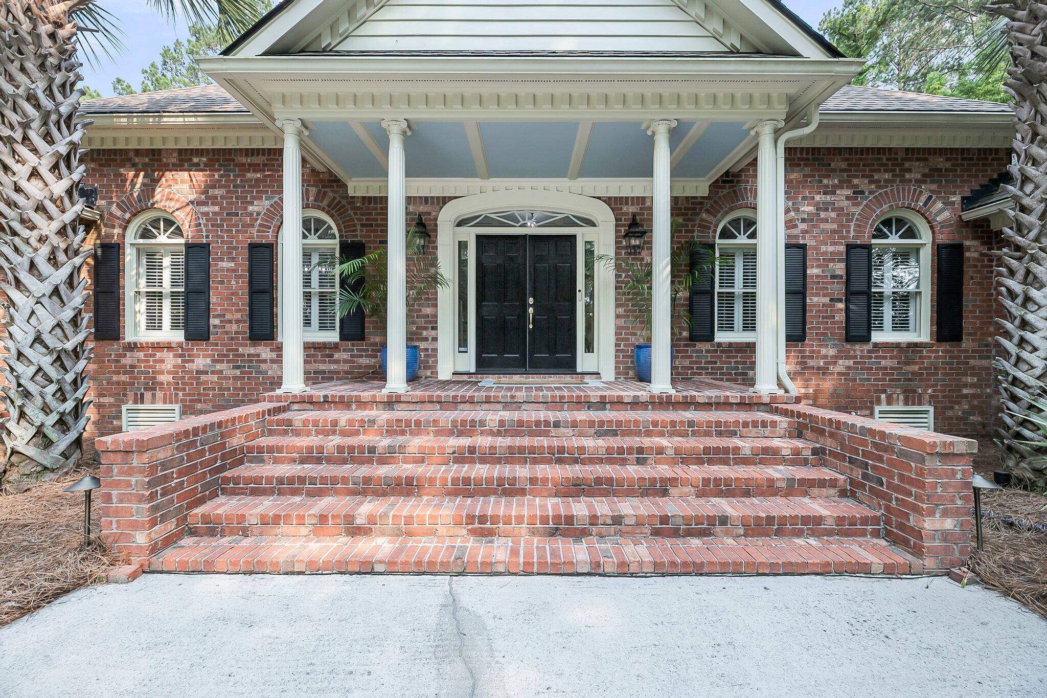 Mount Pleasant, SC 29466,3555 Colonel Vanderhorst Cir