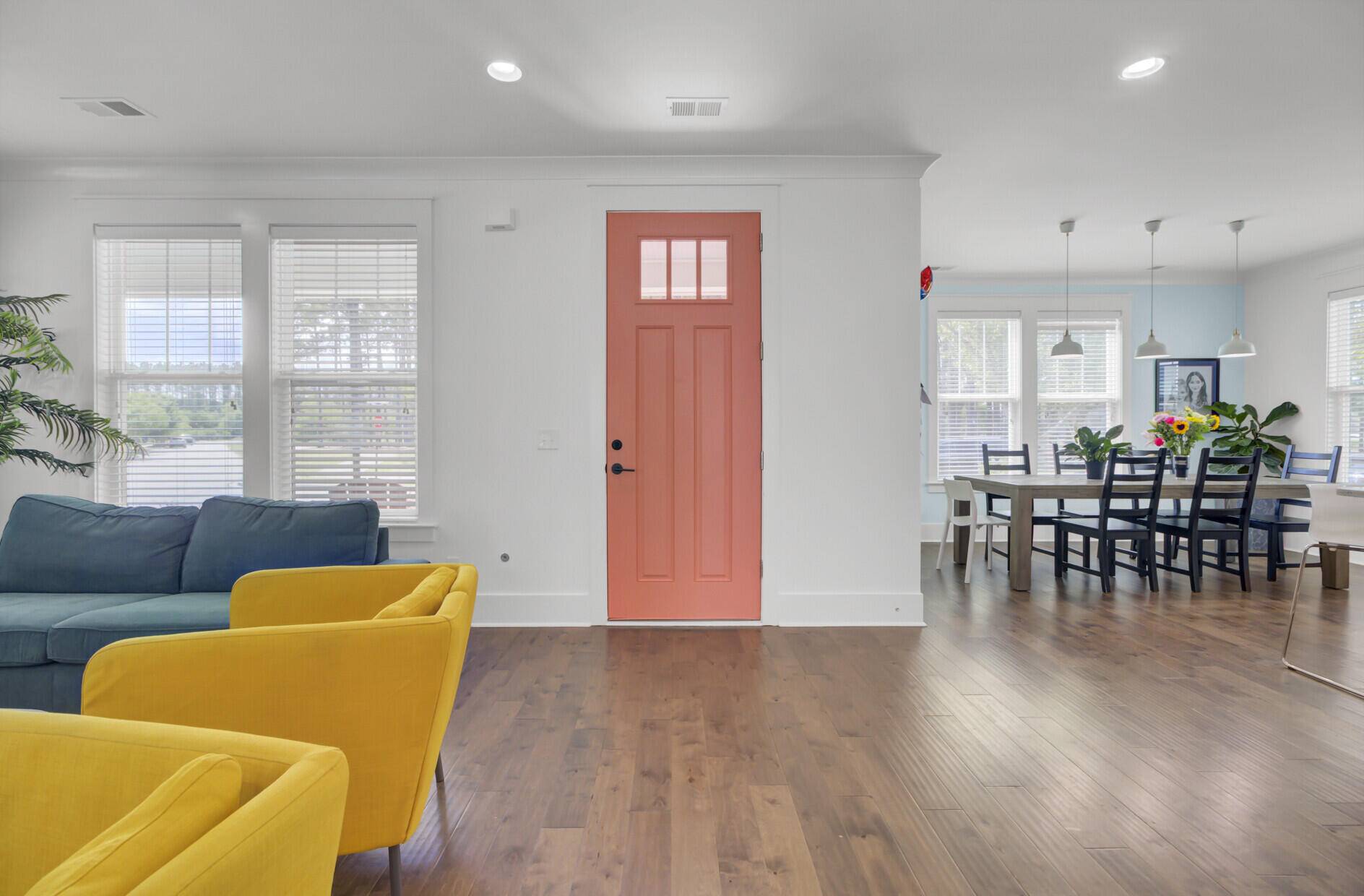 Summerville, SC 29485,351 Gnarly Oak Ln