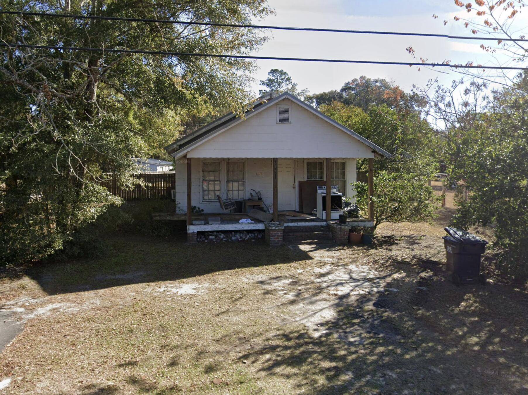 Hampton, SC 29924,422 N Hoover St