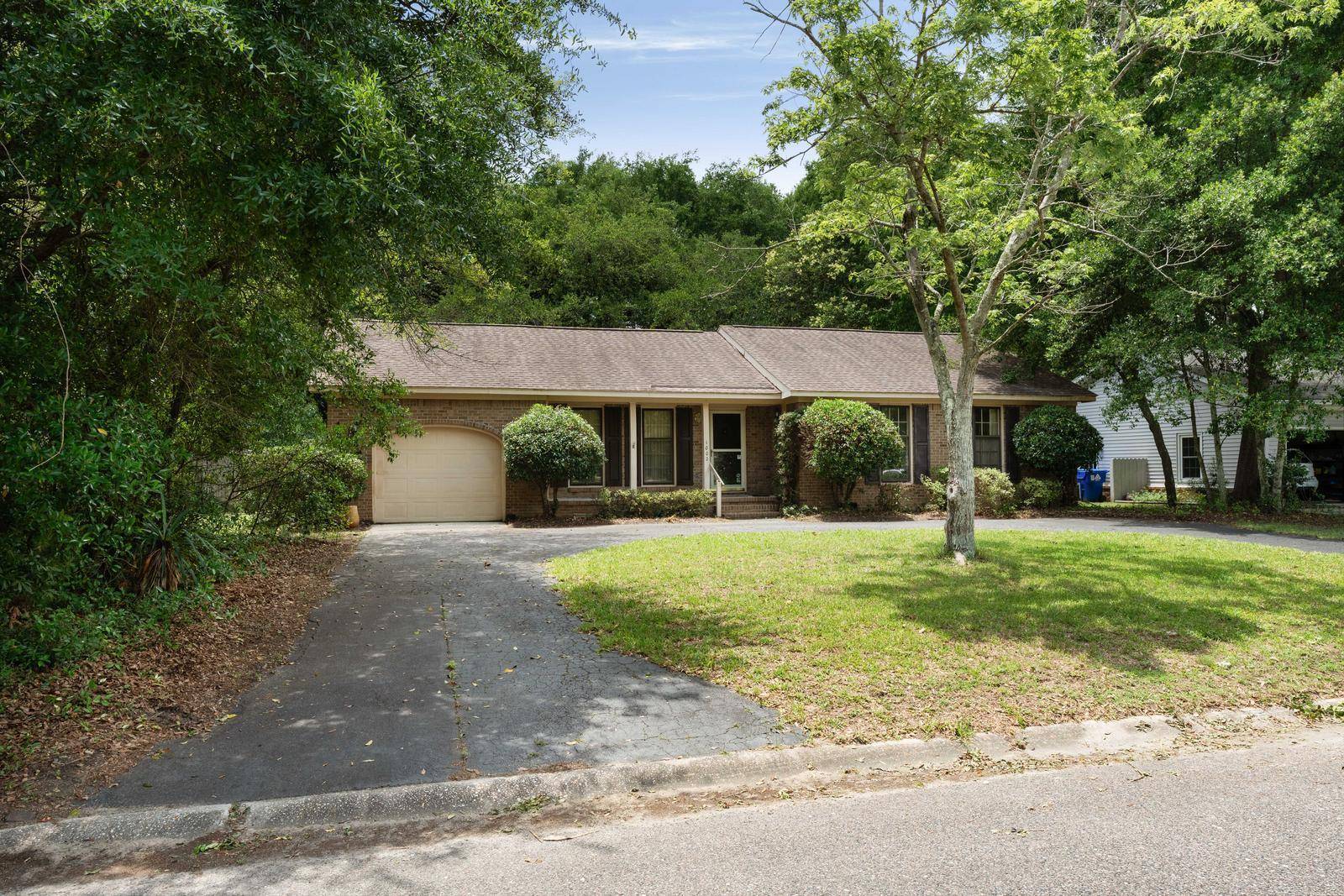 Mount Pleasant, SC 29464,1002 Sea Gull Dr