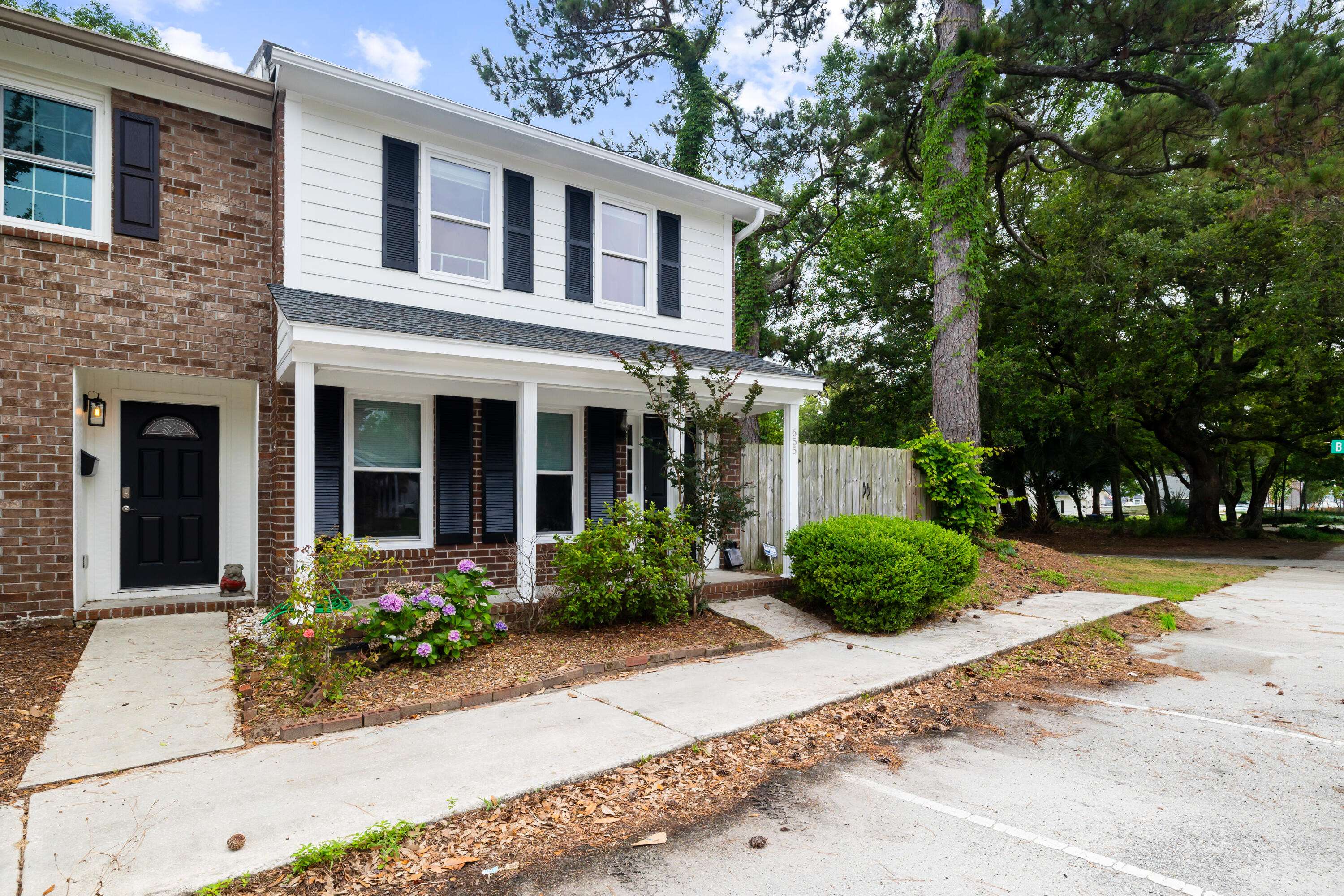 Mount Pleasant, SC 29464,655 Swinton Ct