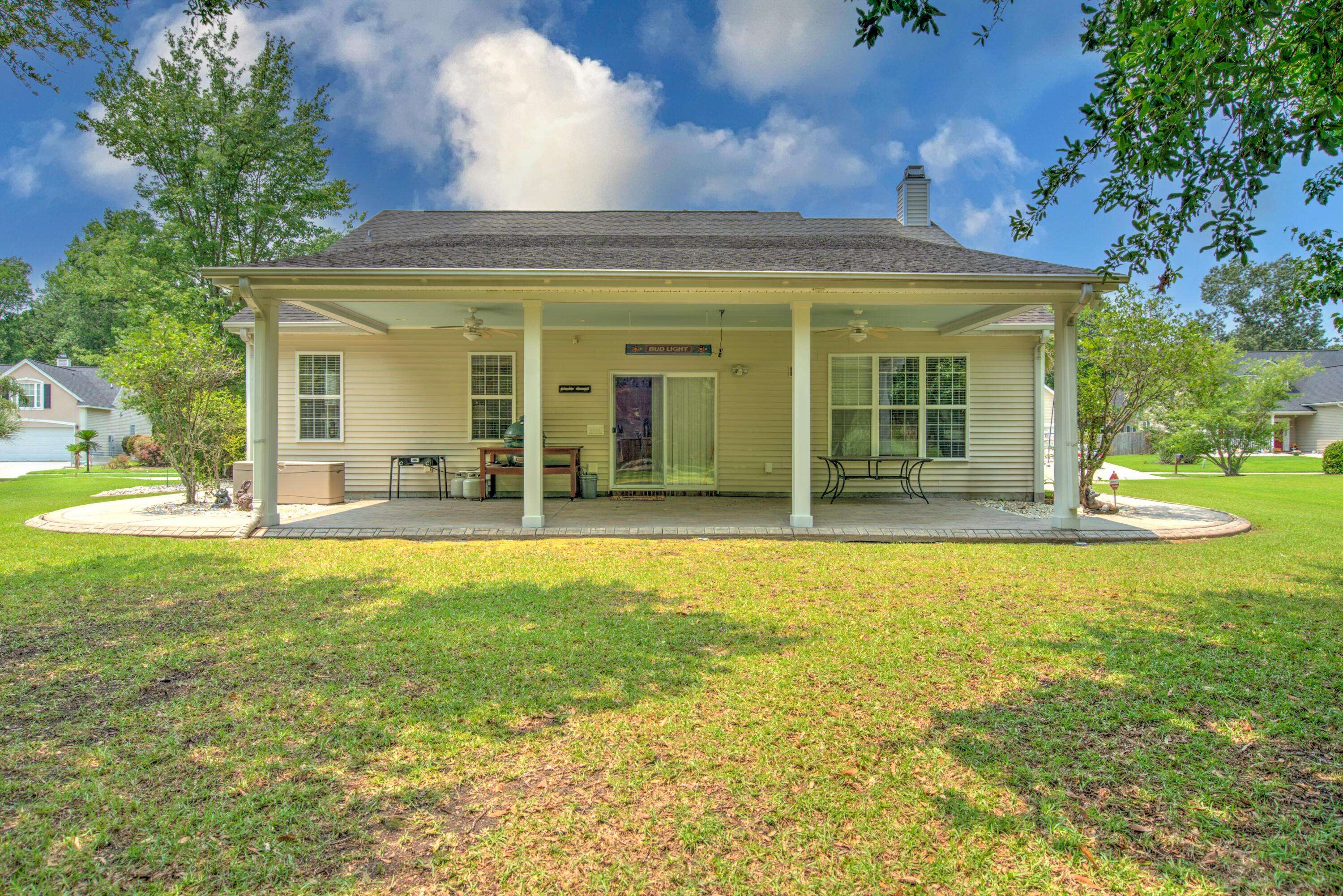 Summerville, SC 29485,107 Oakbluff Rd