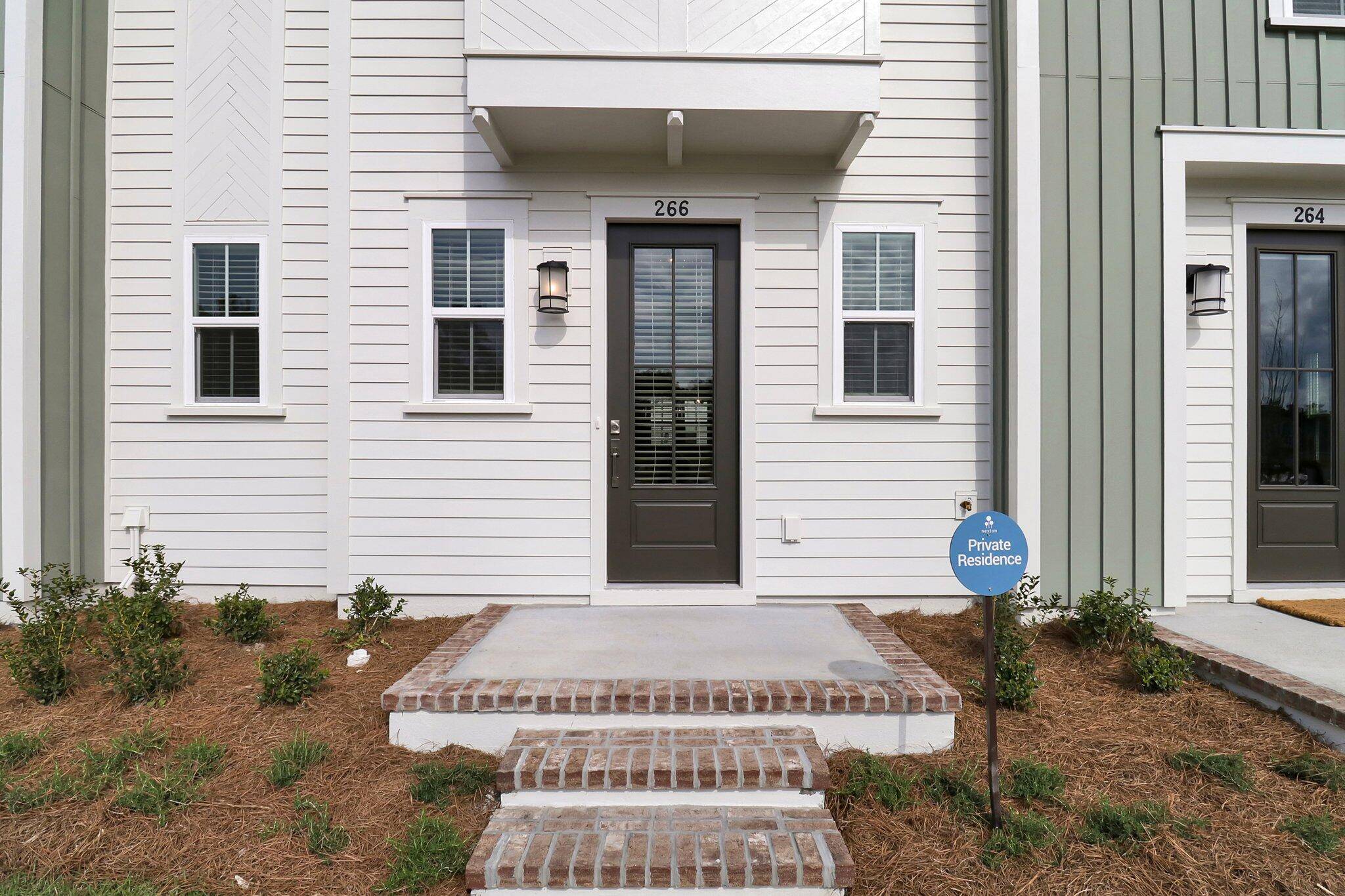 Summerville, SC 29486,266 Symphony Ave