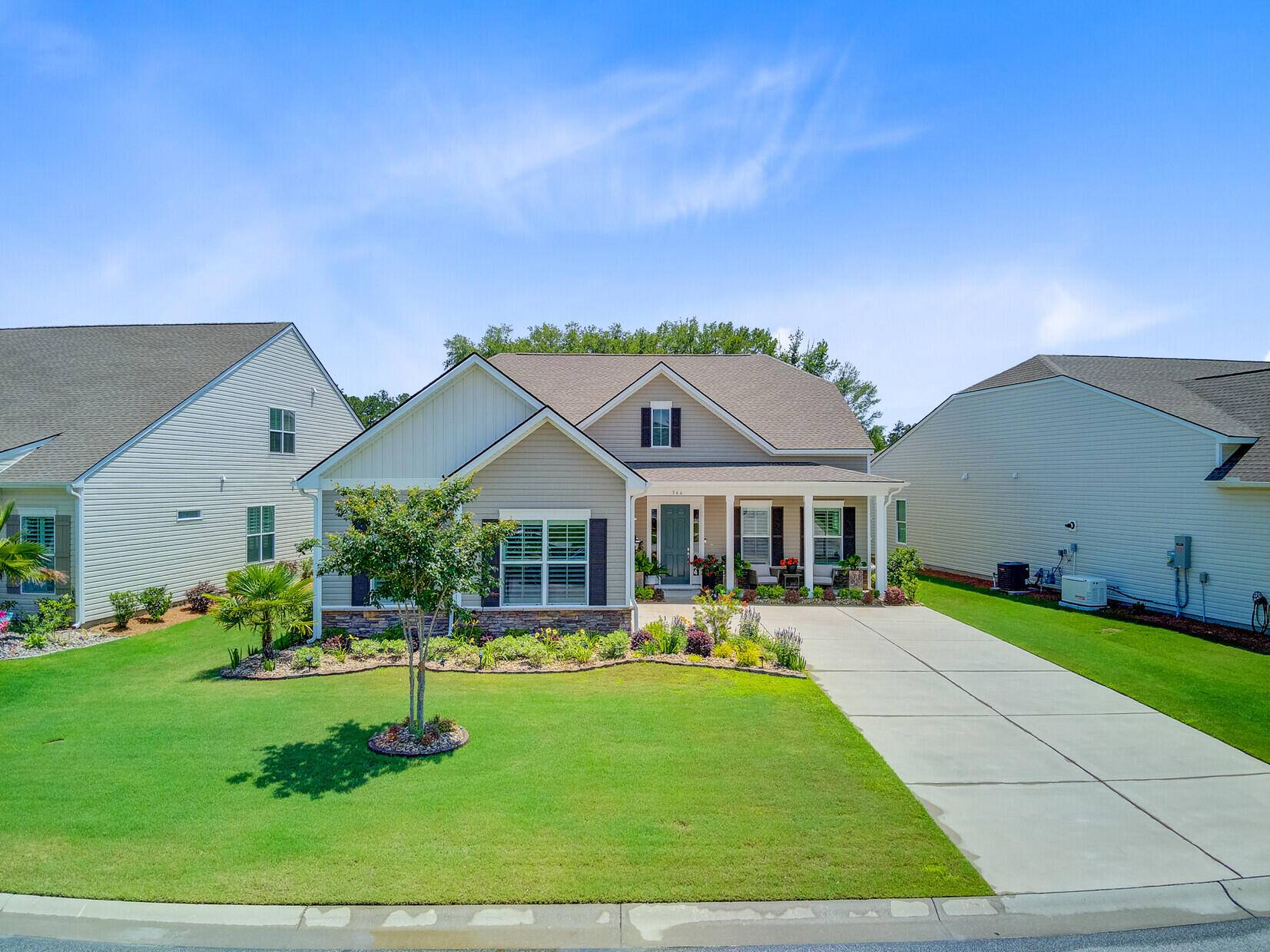 Summerville, SC 29486,366 Tupelo Lake Dr