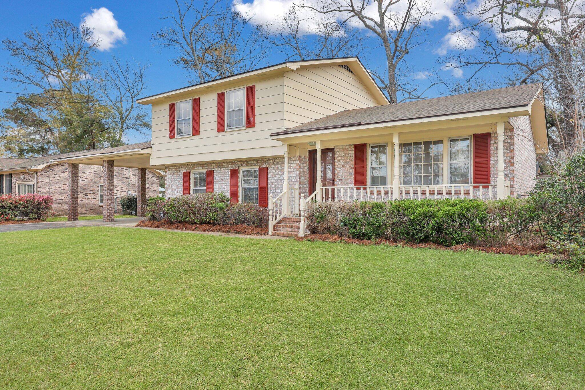 North Charleston, SC 29418,7659 Allwood Ave