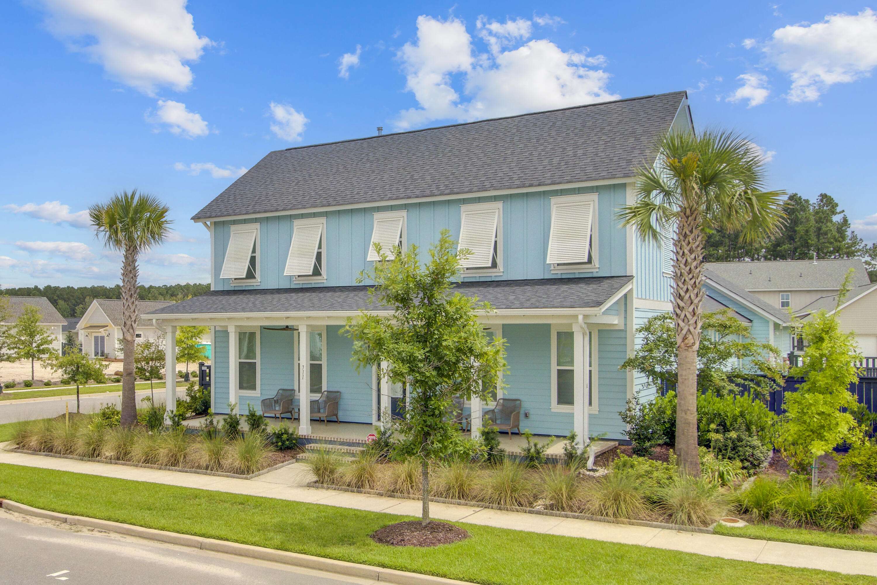 Summerville, SC 29486,711 Blueway Ave